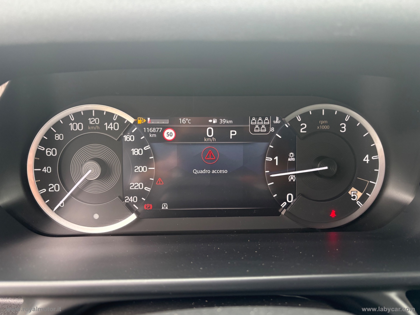 Defender 110 3.0D I6 250 CV AWD Auto - immagine 18