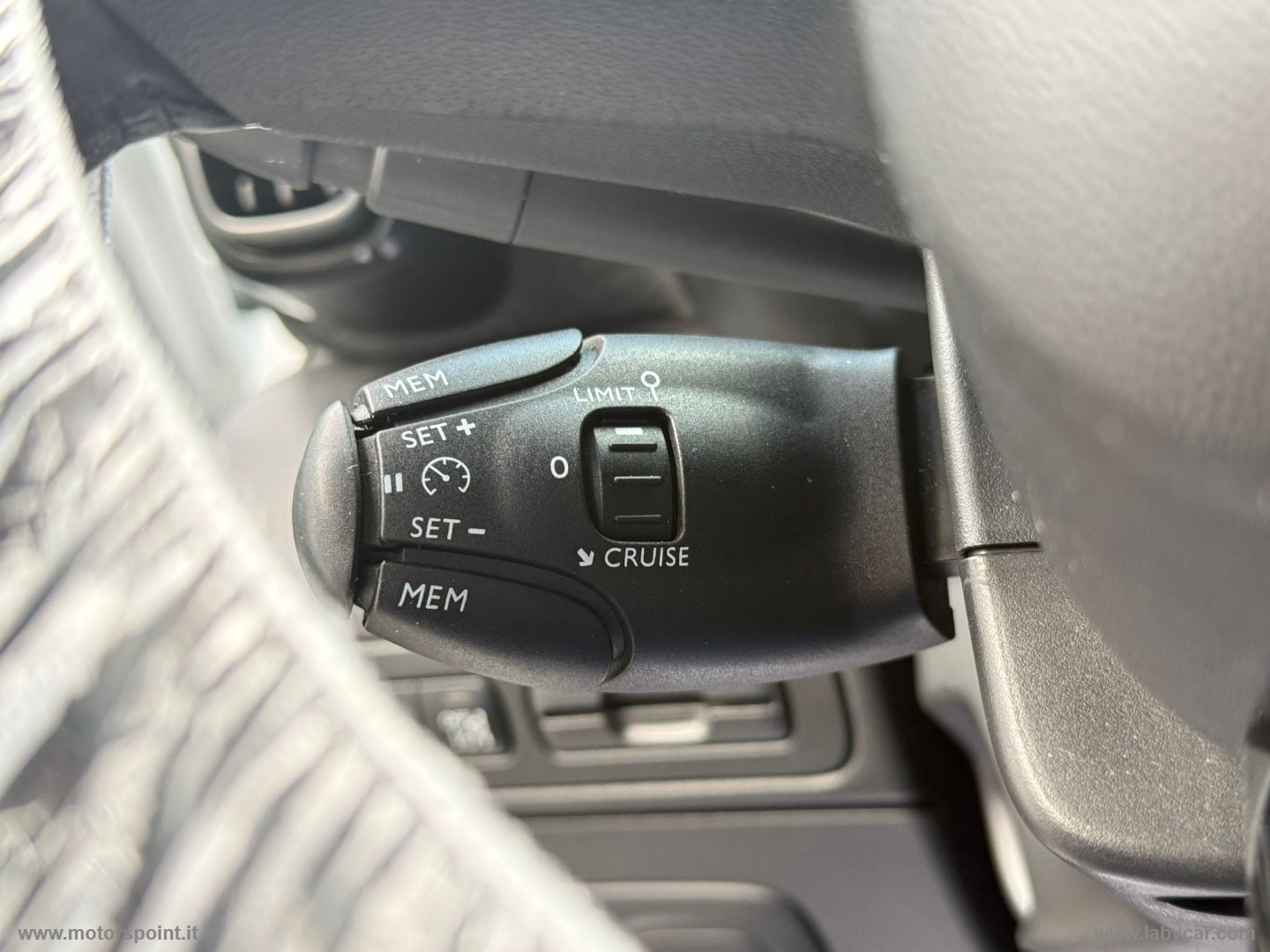 C3 Aircross BlueHDi 120 S&S EAT6 Shine - immagine 18