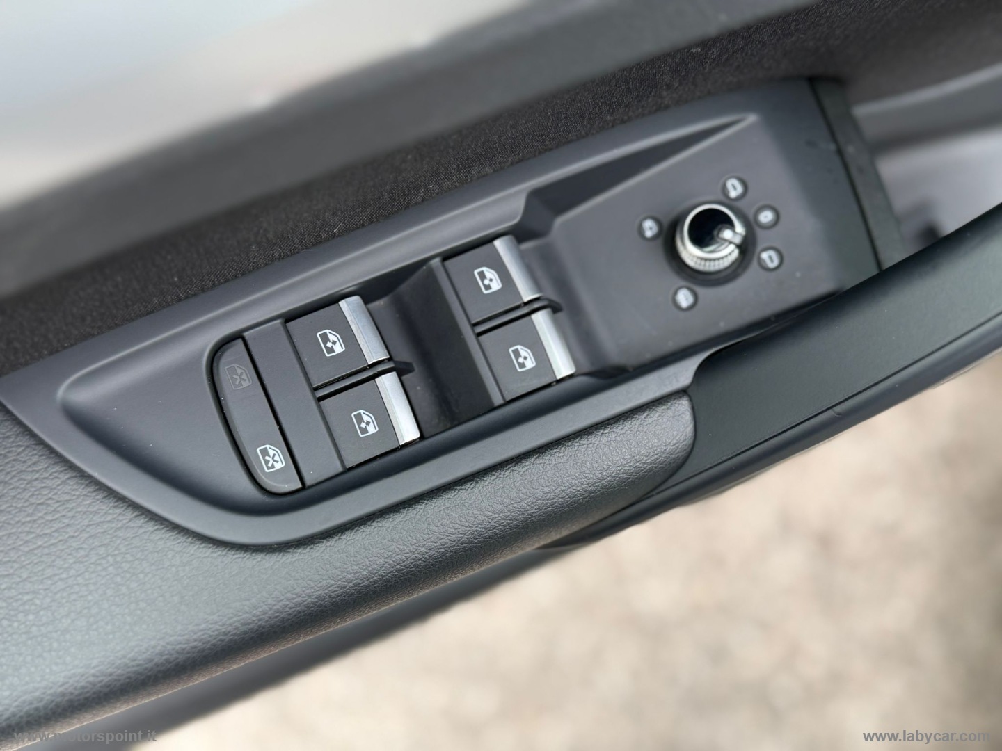 Q5 SPORTBACK 40 TDI 2.0 MHEV 12V quattro S tronic S line - immagine 18