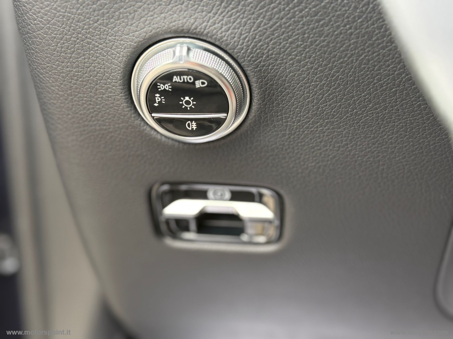 GLC 220 d 4Matic Coupé Advanced - immagine 18