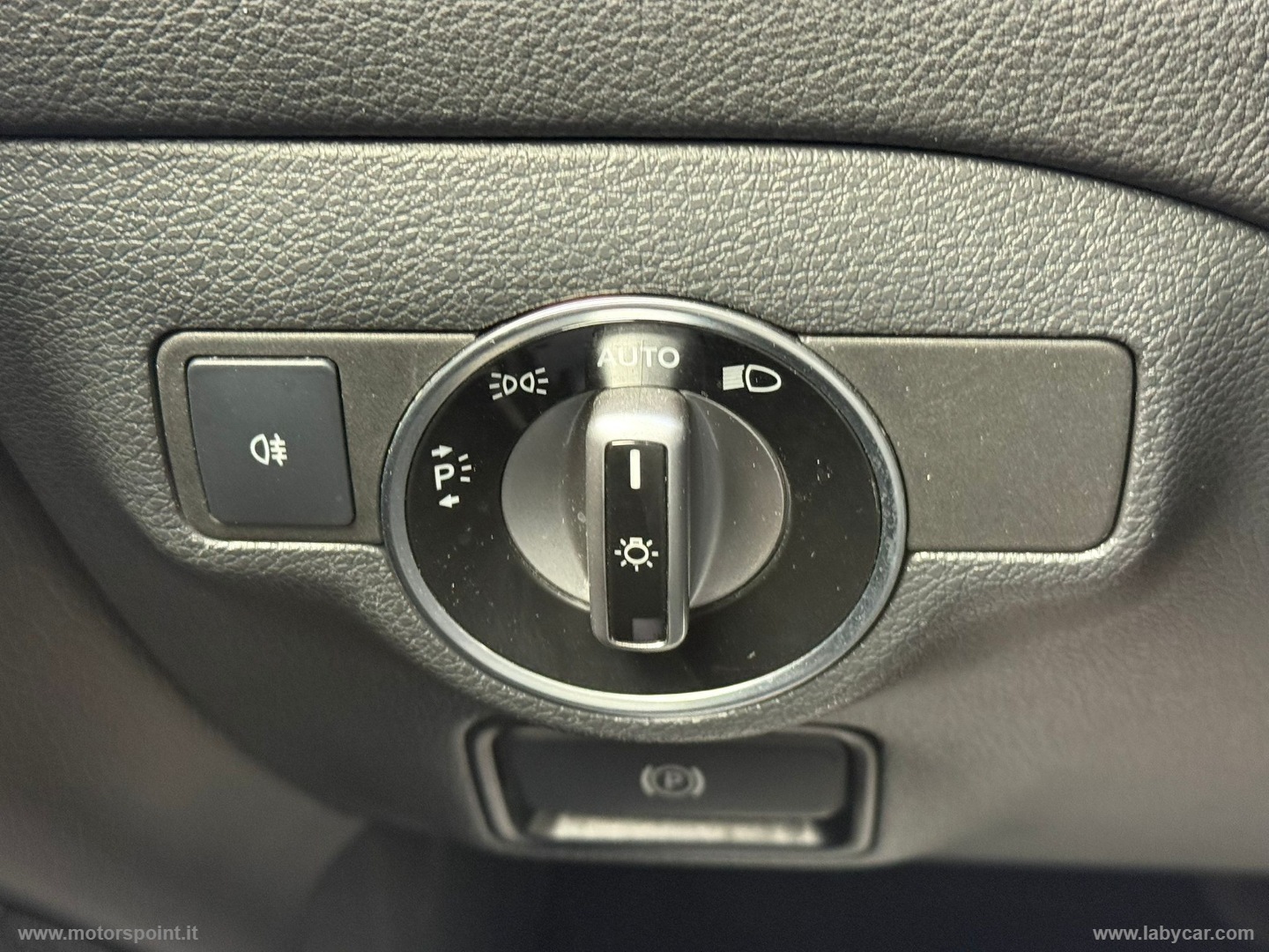 GLA 200 d Automatic Sport NEOPATENTATI OK - immagine 18