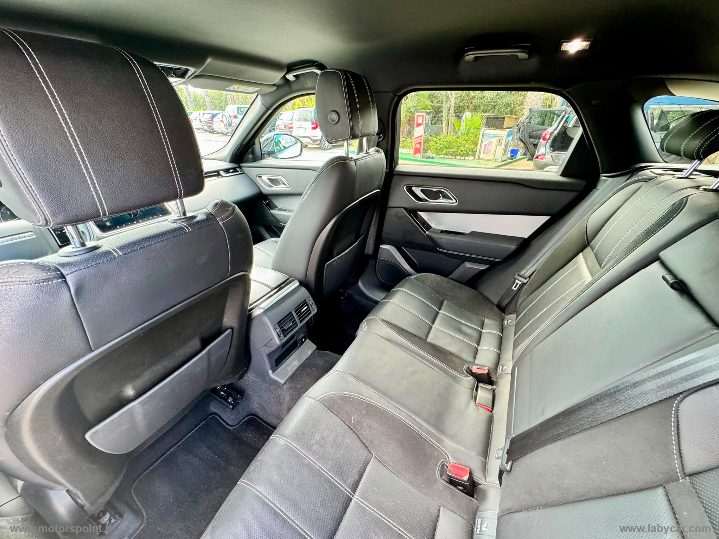 RR Velar 2.0D I4 180 CV R-DYNAMIC S - immagine 18