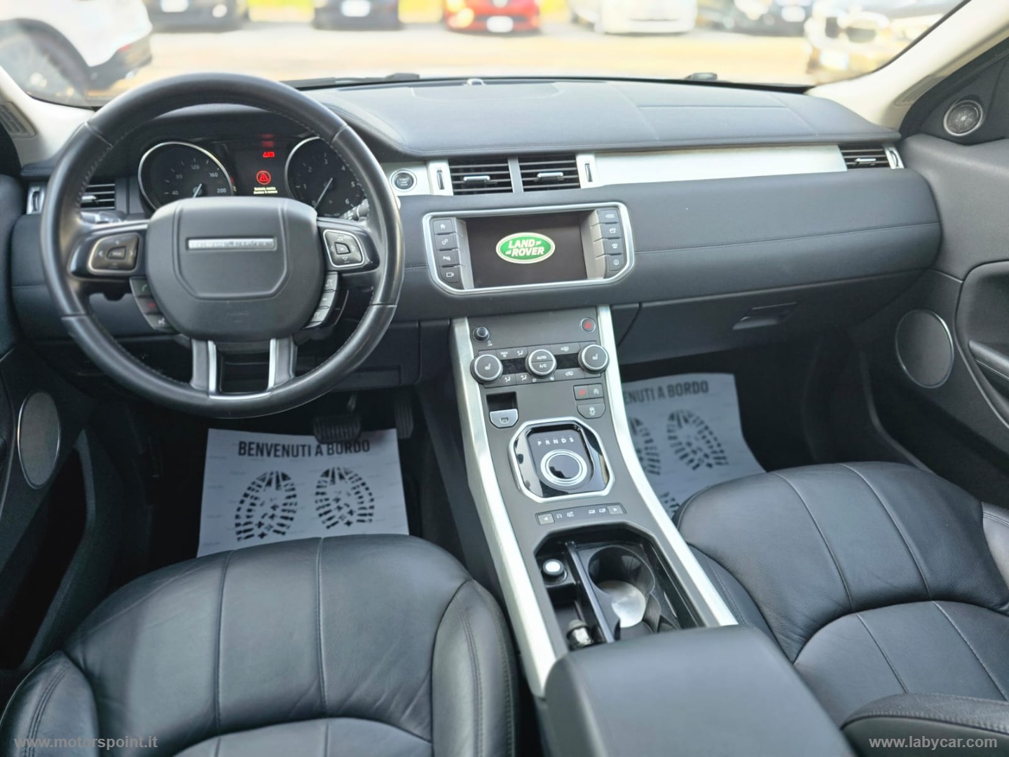 RR Evoque 2.0 TD4 150 CV 5p. Bs Ed. SE - immagine 18