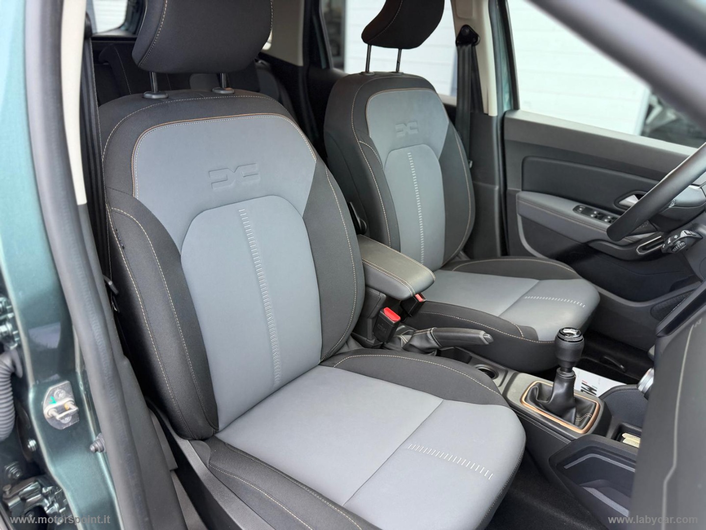 Duster 1.5 Blue dCi 8V 115CV 4x2 Extreme - immagine 18