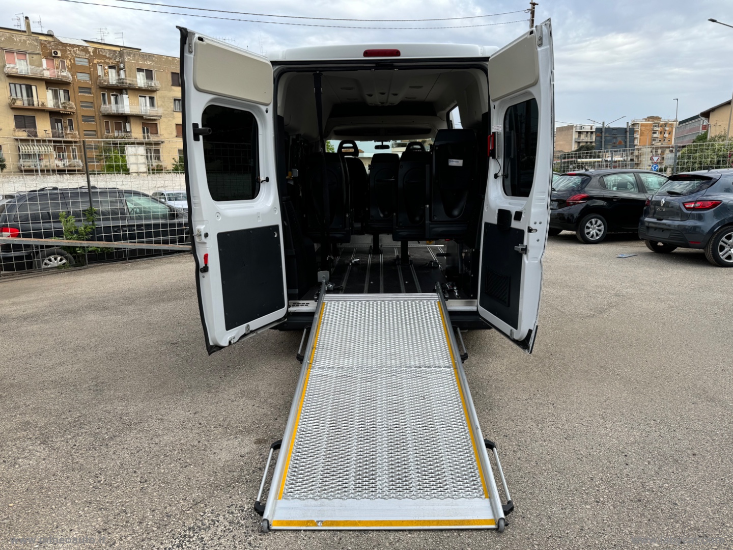 Ducato 30 2.3 MJT 150CV TRASPORTO DISABILE - immagine 18