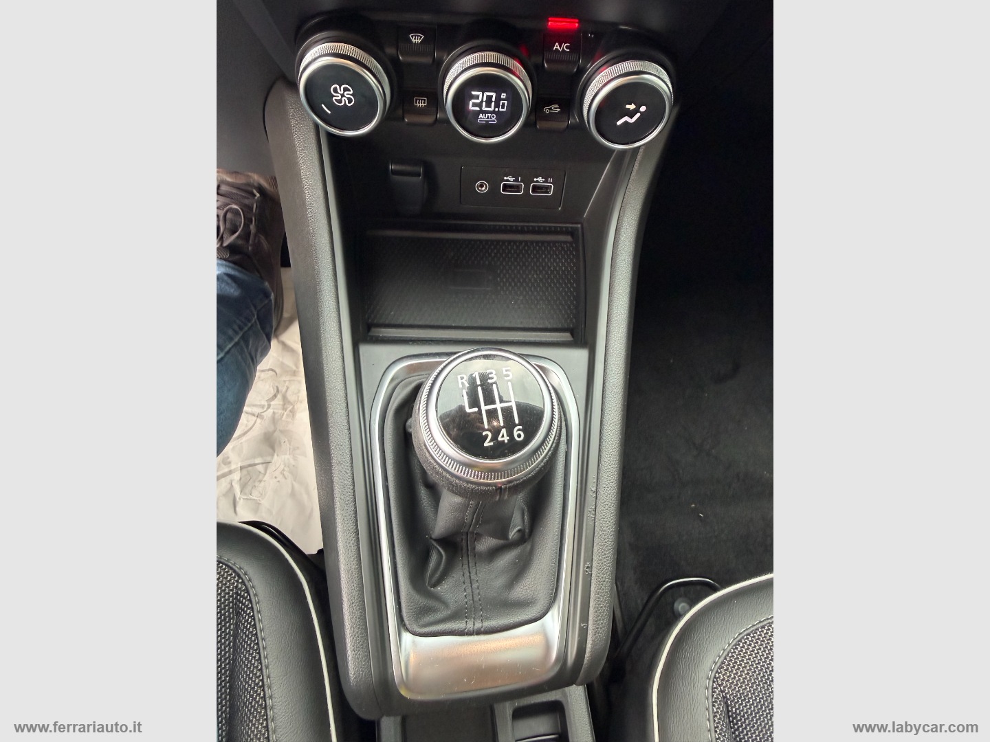 Captur TCe 12V 100 CV GPL TETTO PANORAMICO - SOLO 29.000KM! - immagine 18
