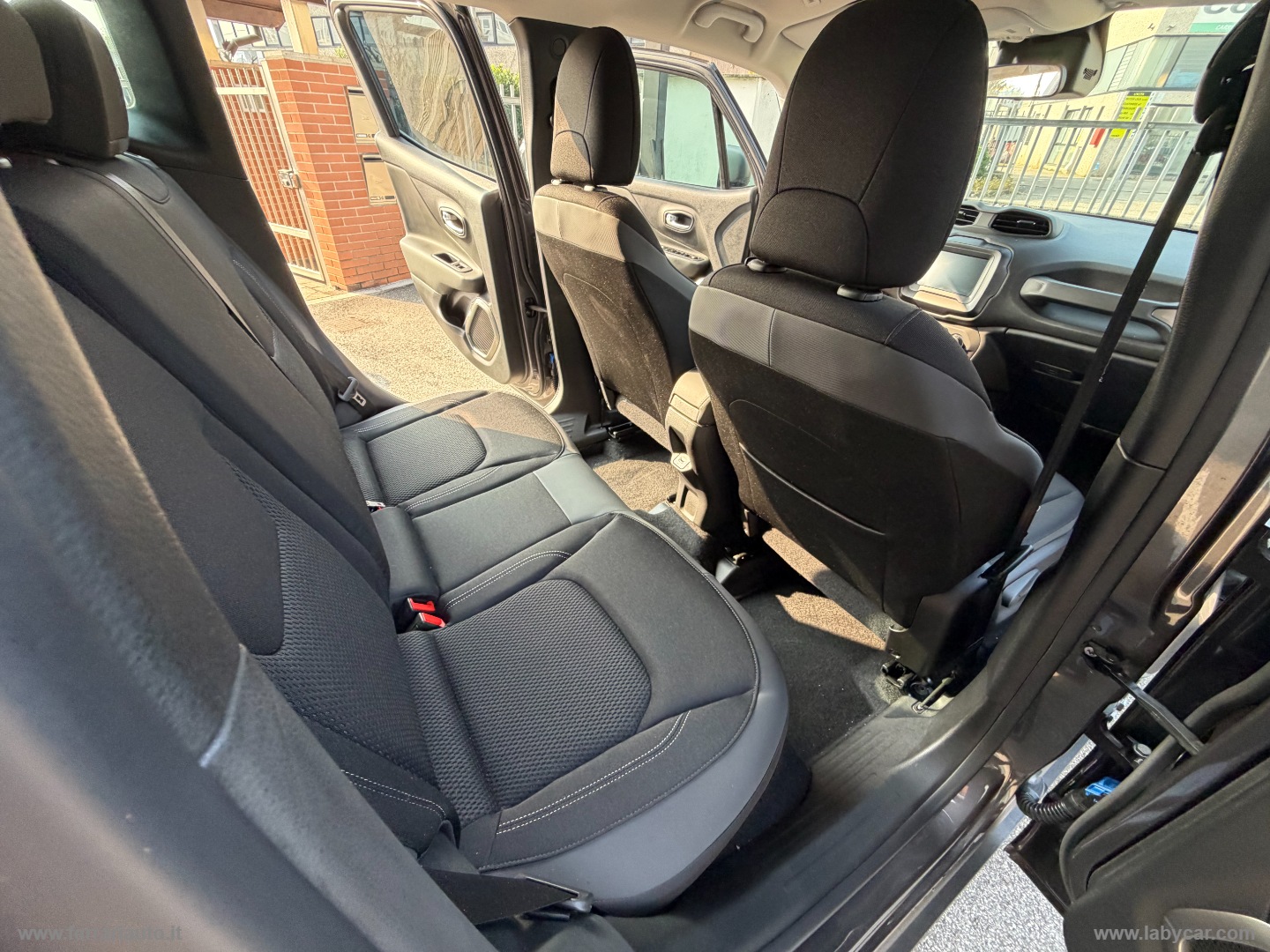 Renegade 1.0 T3 Limited UNIPROPRIETARIO - immagine 18