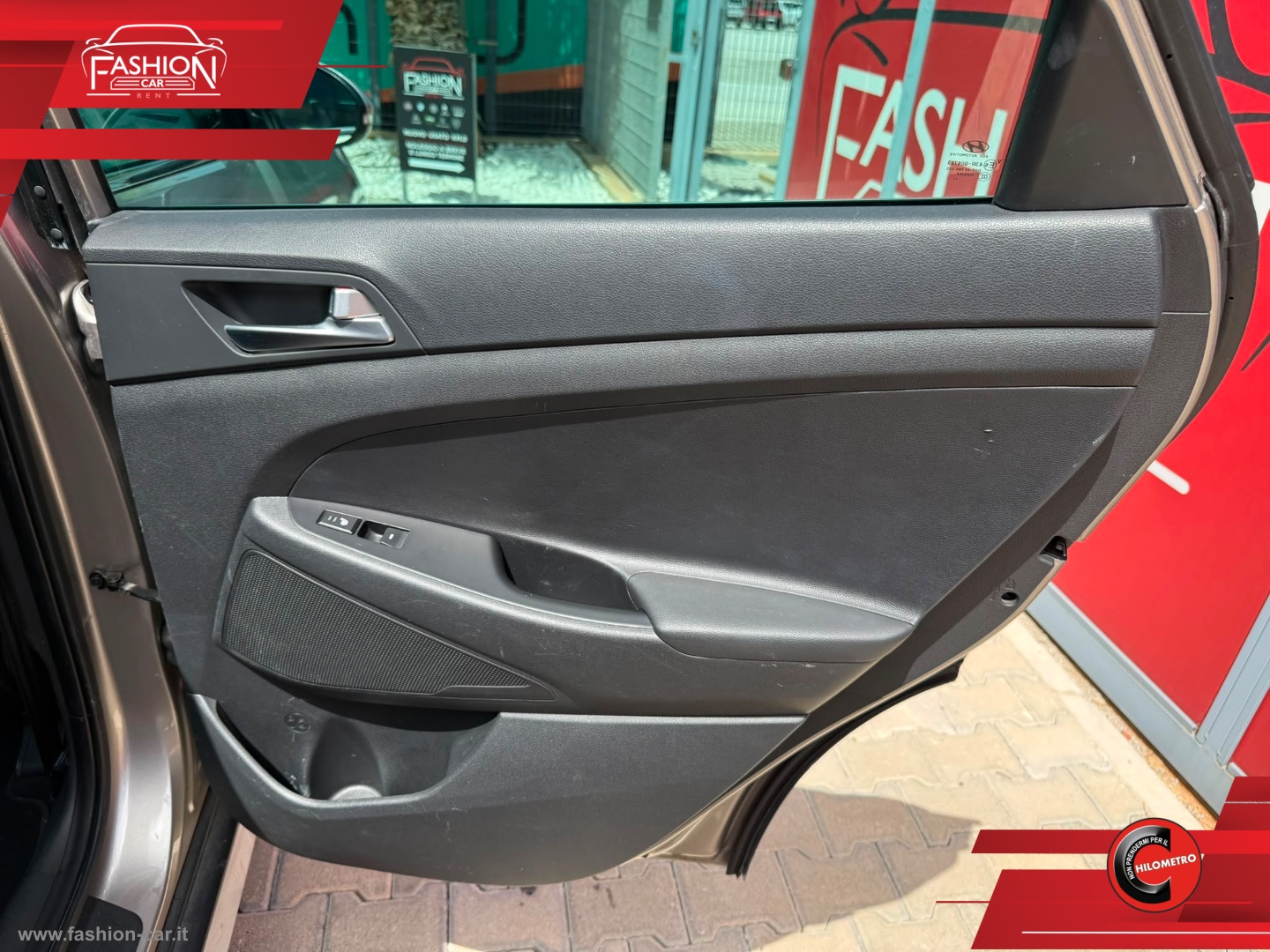 Tucson 1.7 CRDi XPossible - immagine 18