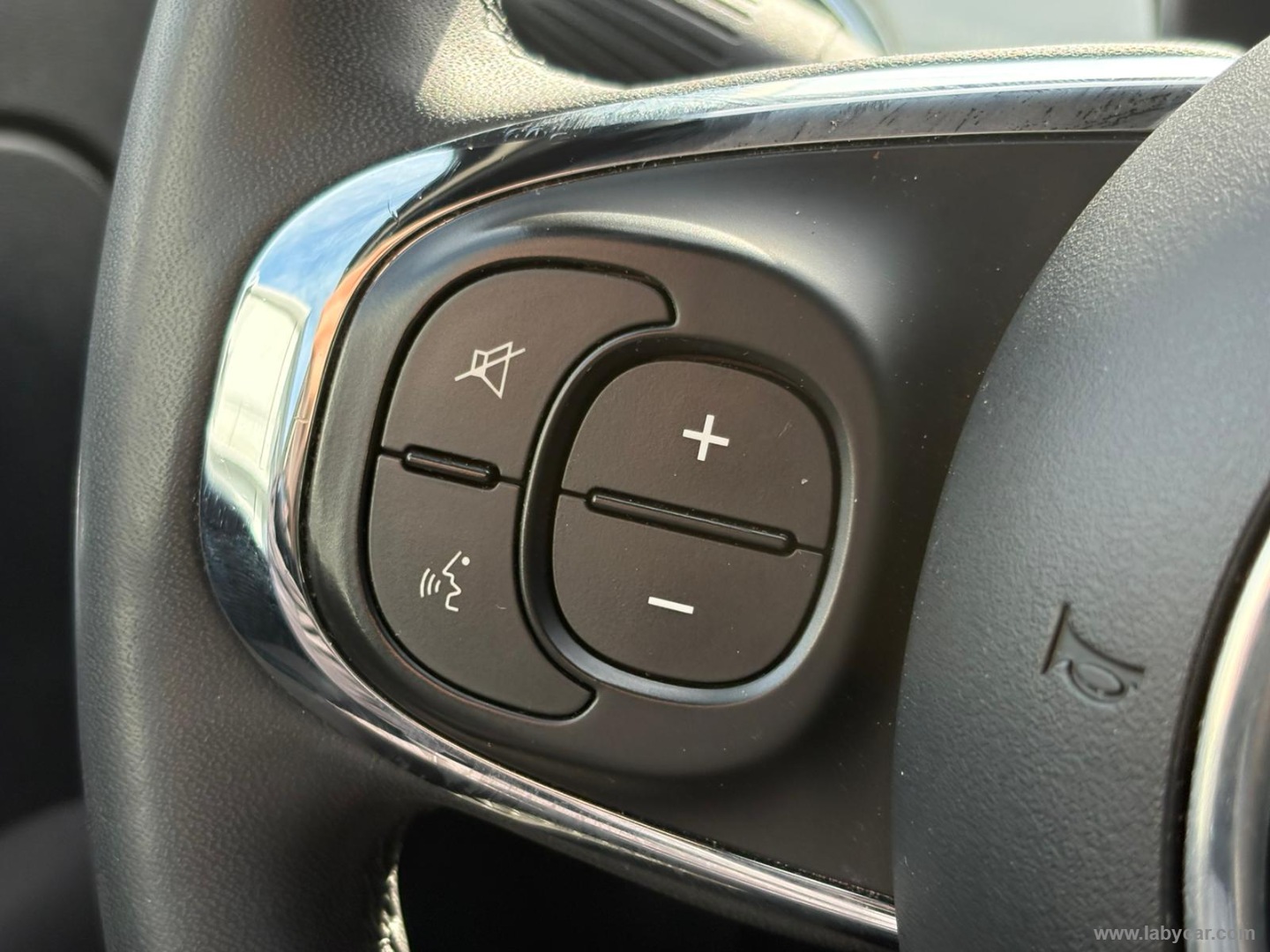 Fiat 500 C 1.0 Hybrid Dolcevita - Immagine 18