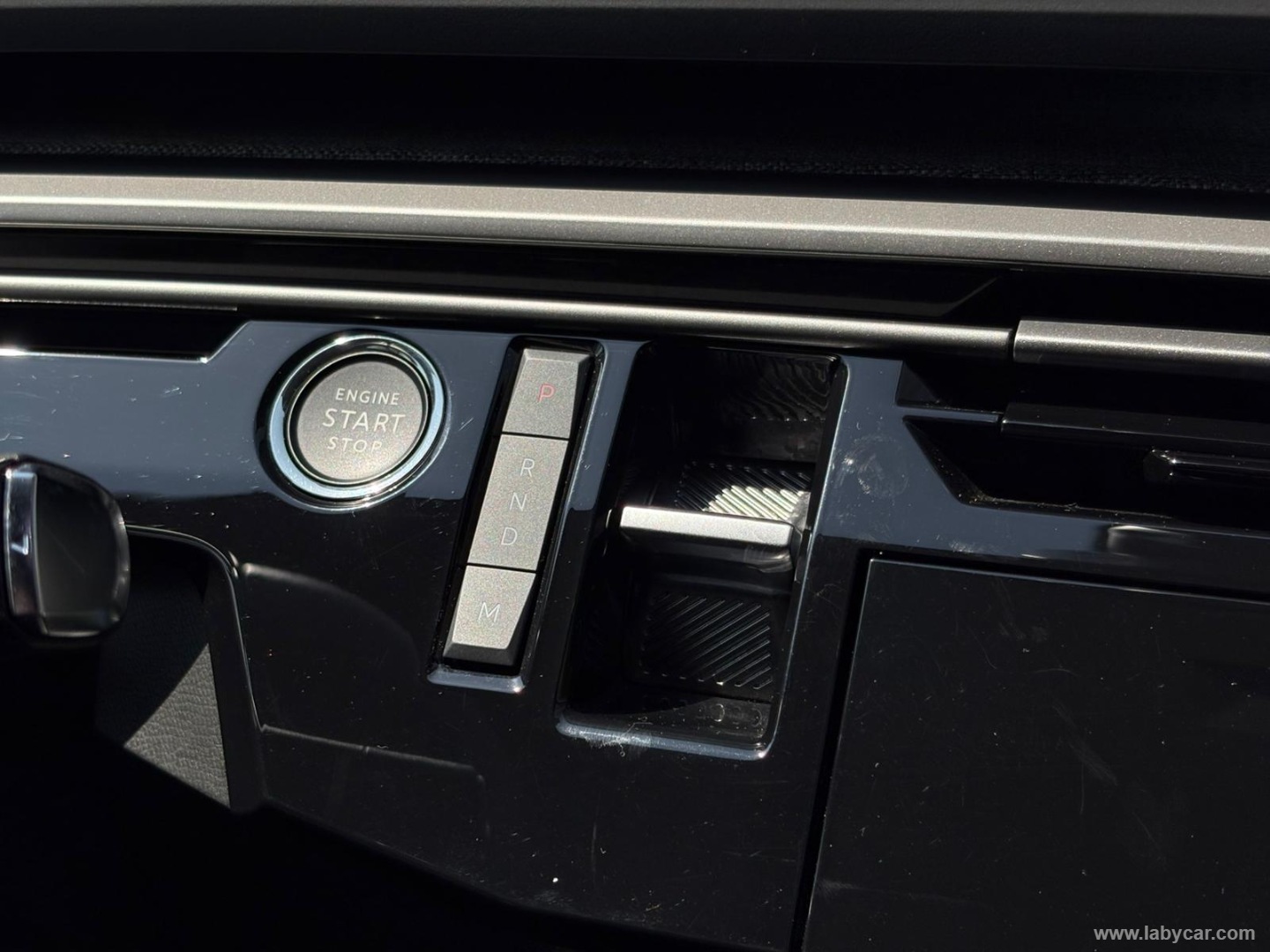 3008 Hybrid 136 e-DCS6 Allure - immagine 18