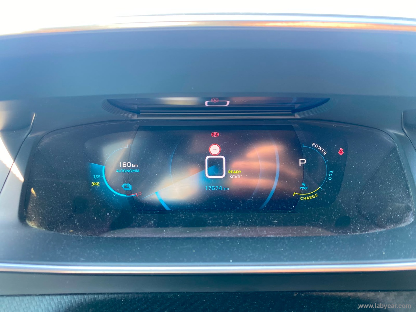 Peugeot 2008 E-2008 ELECTRIC 136 CV GT - Immagine 18