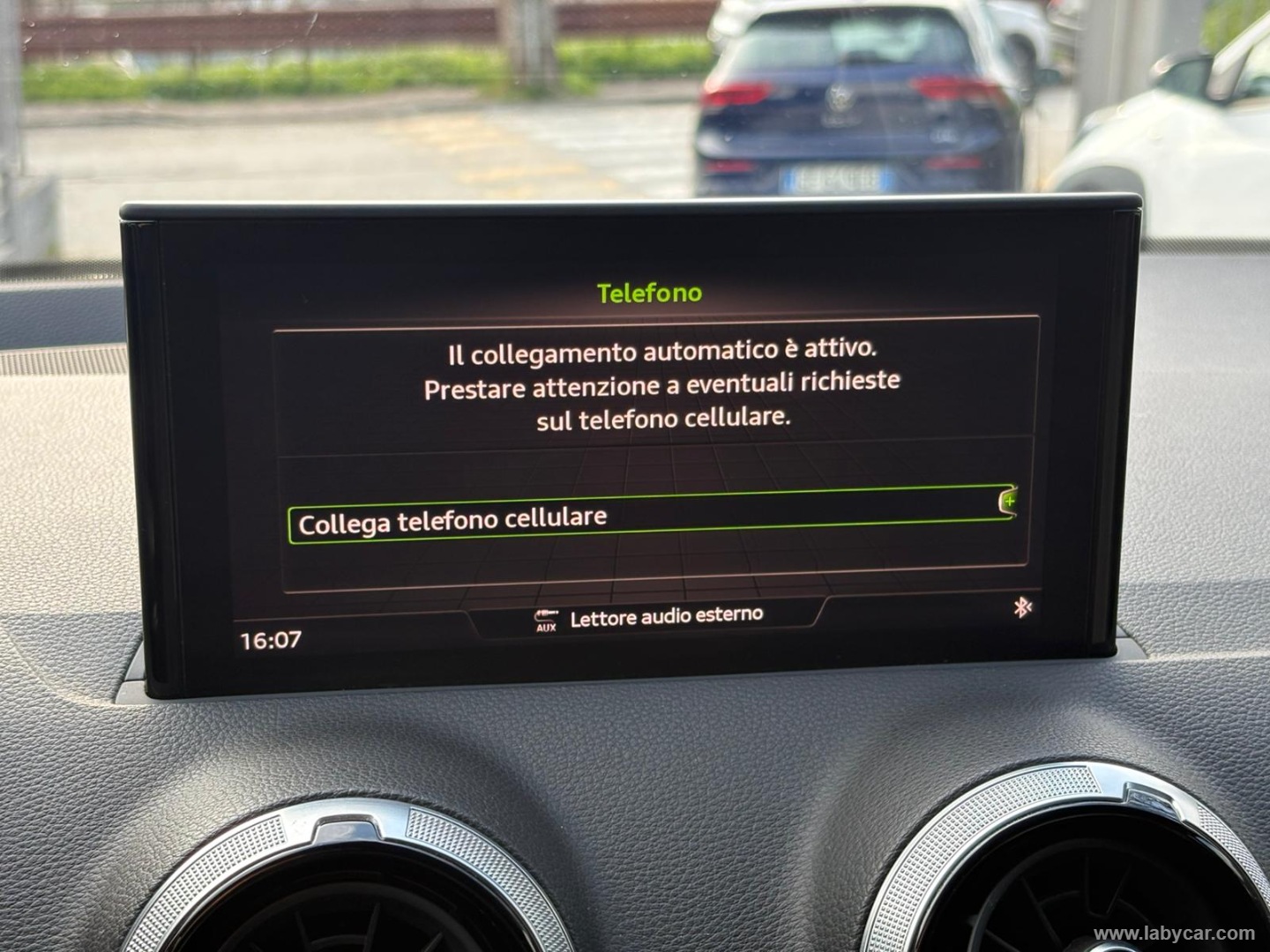 Q2 30 TDI S tronic Business Plus - immagine 18