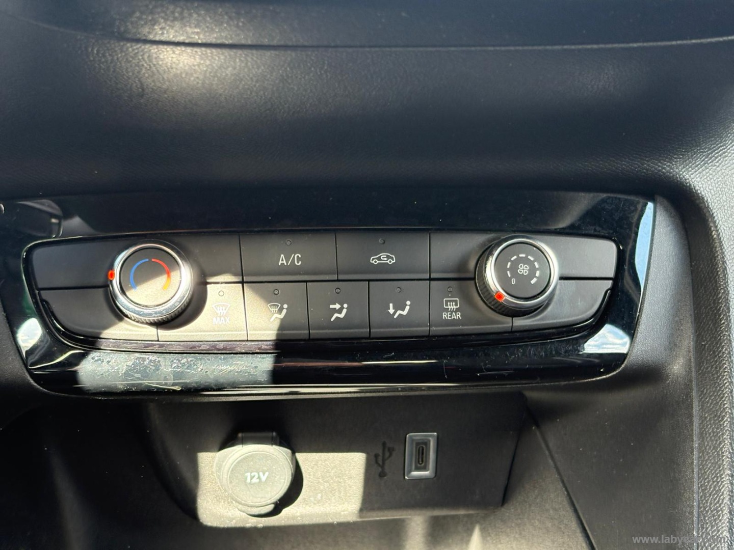 Corsa Hybrid 100 CV aut. GS - immagine 18