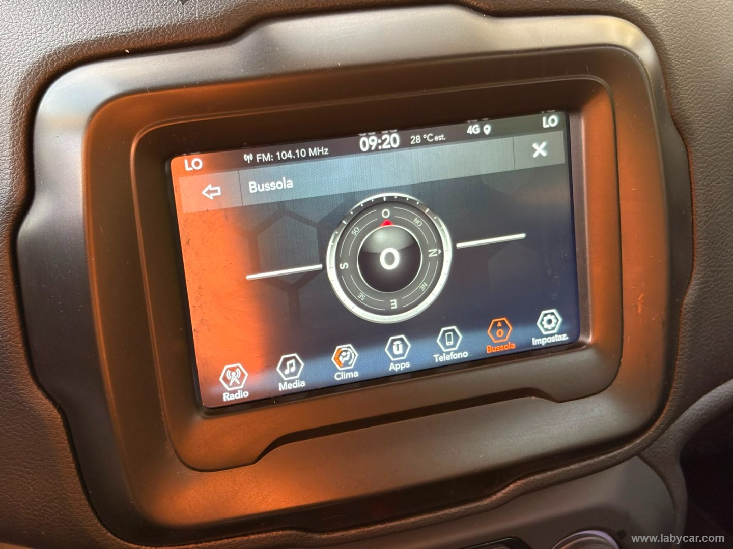 Jeep Renegade 1.6 Mjt 130CV Limited - Immagine 18