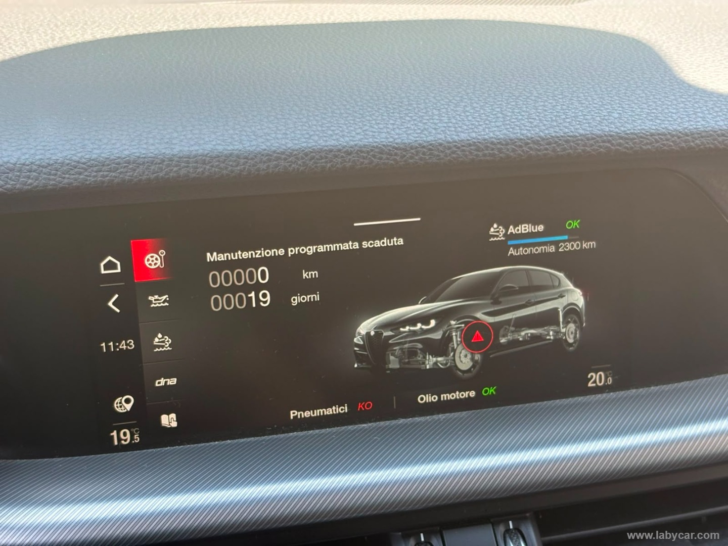 Alfa Romeo Stelvio 2.2 T.diesel 210CV AT8 Q4 Veloce - Immagine 18