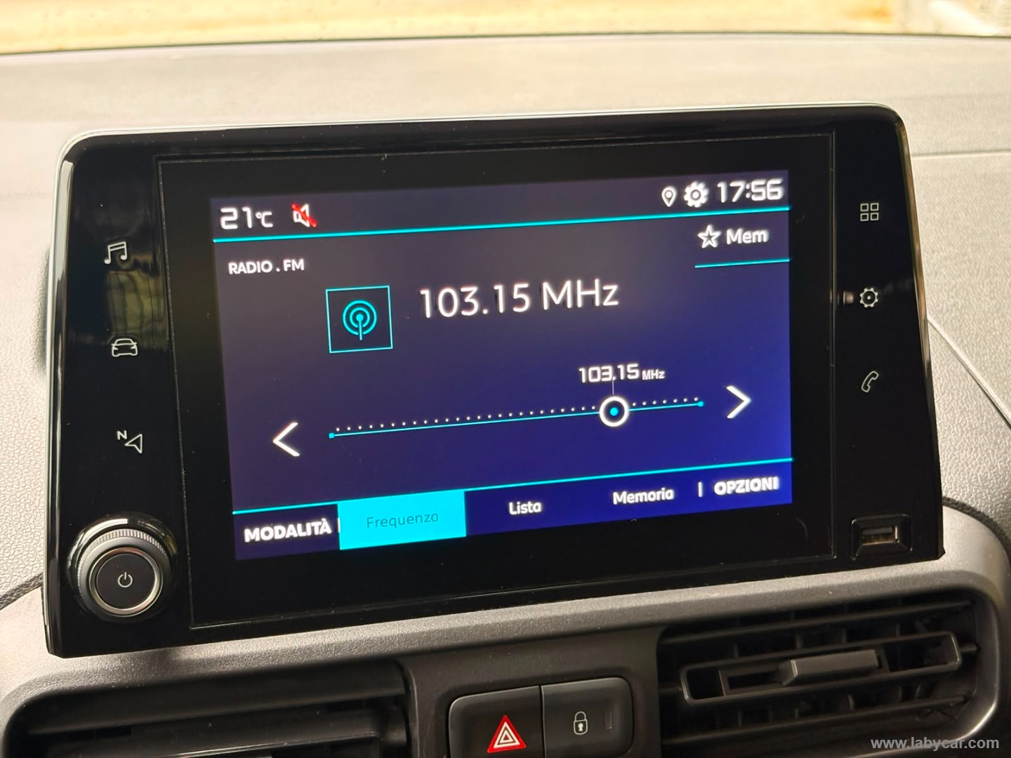 Citroën BERLINGO BlueHDi 100 S&S Combi Live - Immagine 18