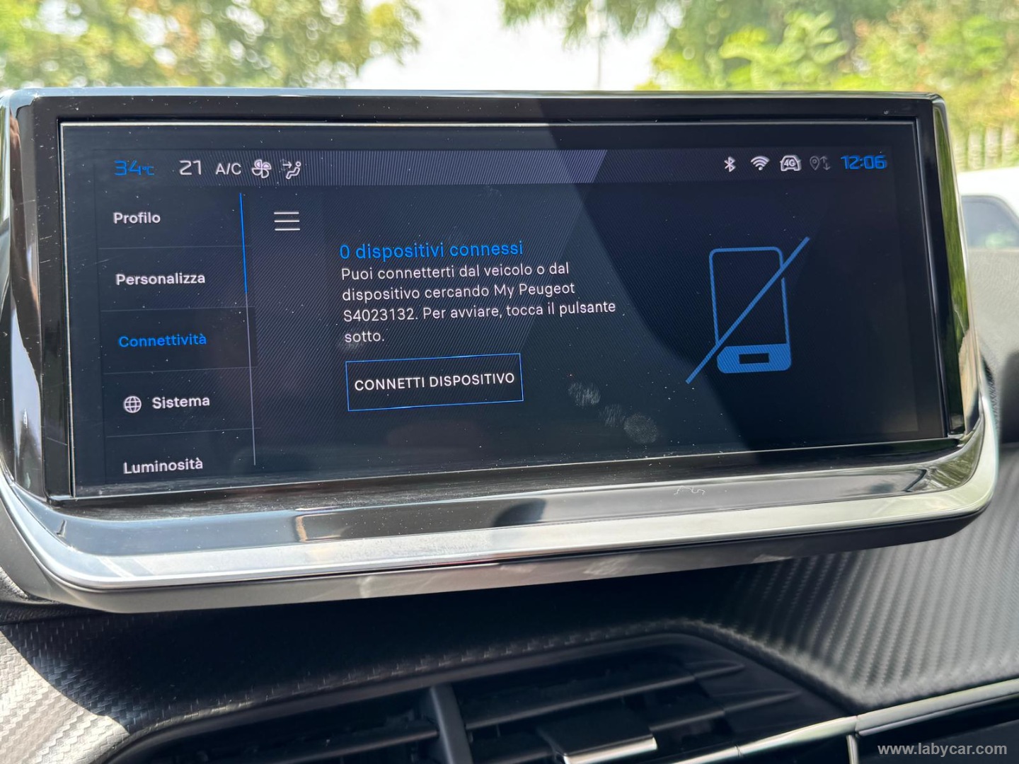 Peugeot 208 Hybrid 110 e-DCS6 Allure - Immagine 18