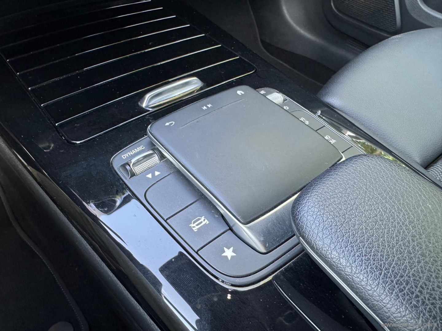 Mercedes-Benz Classe A A 180 d Automatic Business - Immagine 18