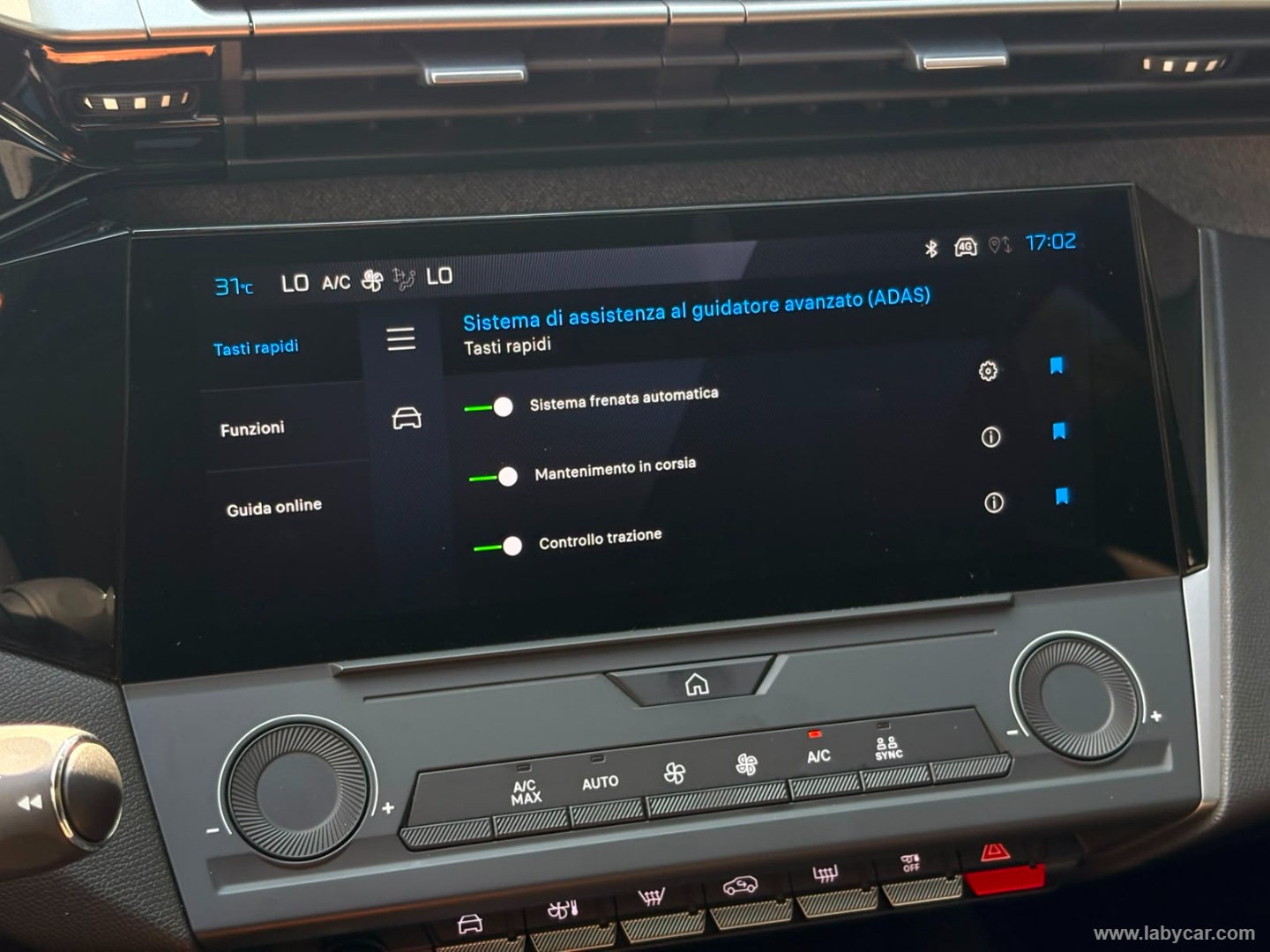 Peugeot 408 Plug-in Hybrid 225 e-EAT8 Allure - Immagine 18