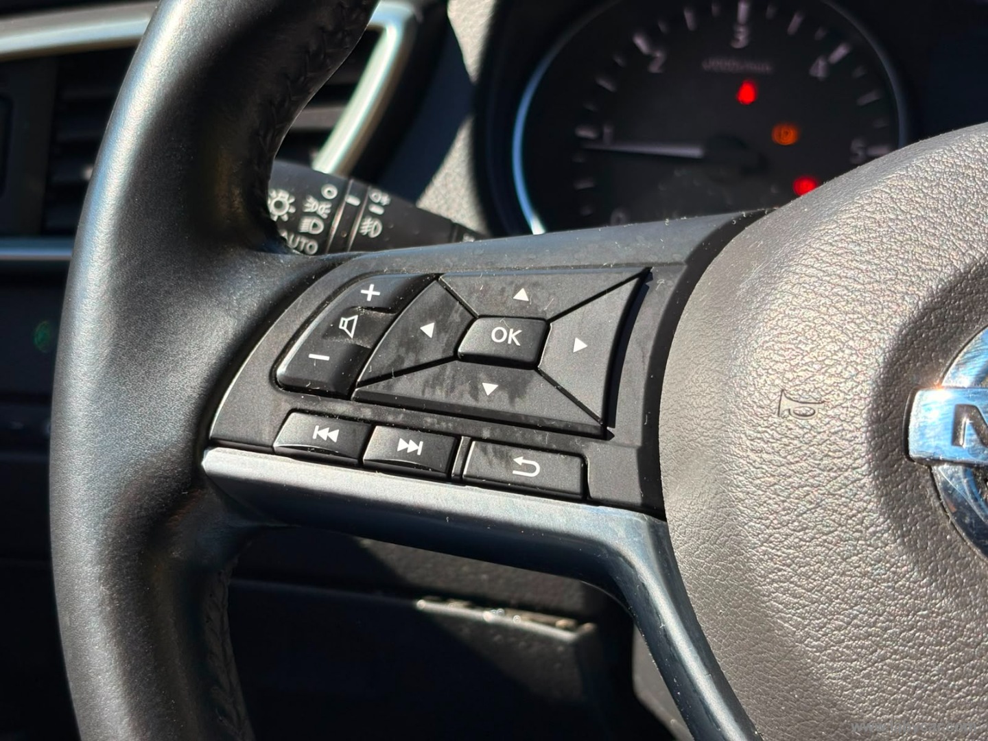 Nissan Qashqai 1.5 dCi N-Connecta - Immagine 18