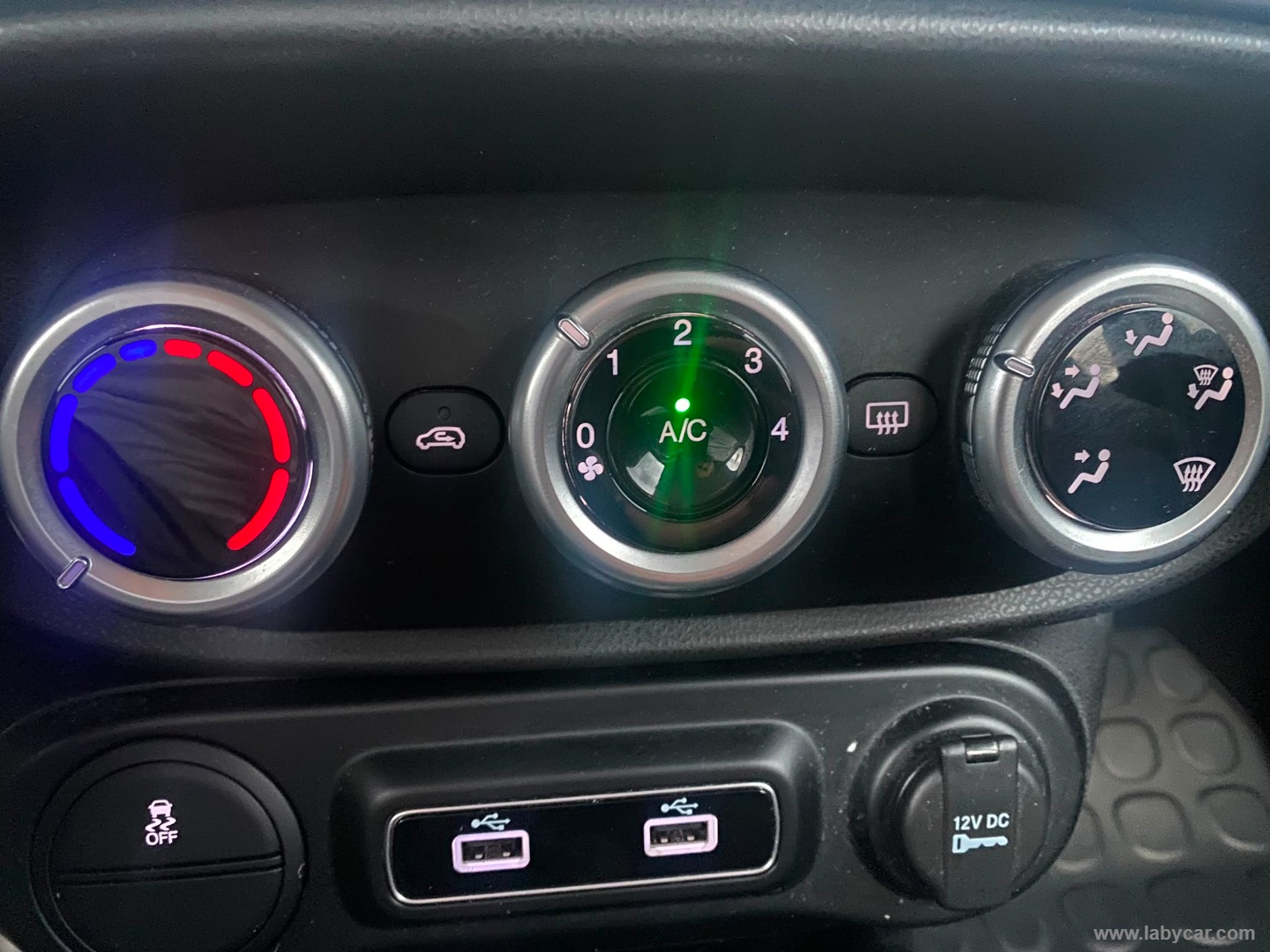 Fiat 500L 1.3 MJT 95 CV Connect - Immagine 18