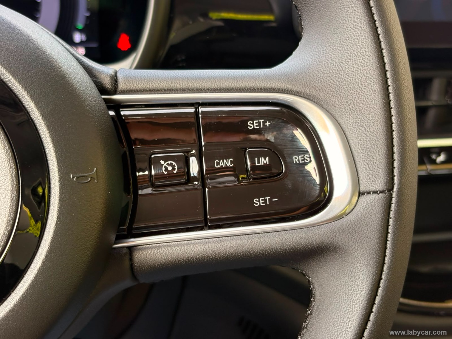 Fiat 500 Berlina Hybrid Icon - Immagine 18