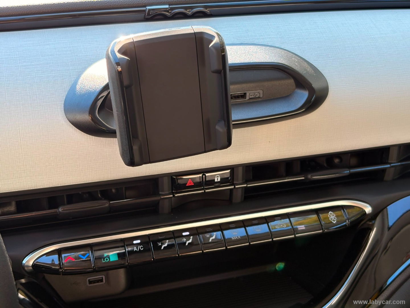 Fiat 500 Berlina Hybrid Pop - Immagine 18
