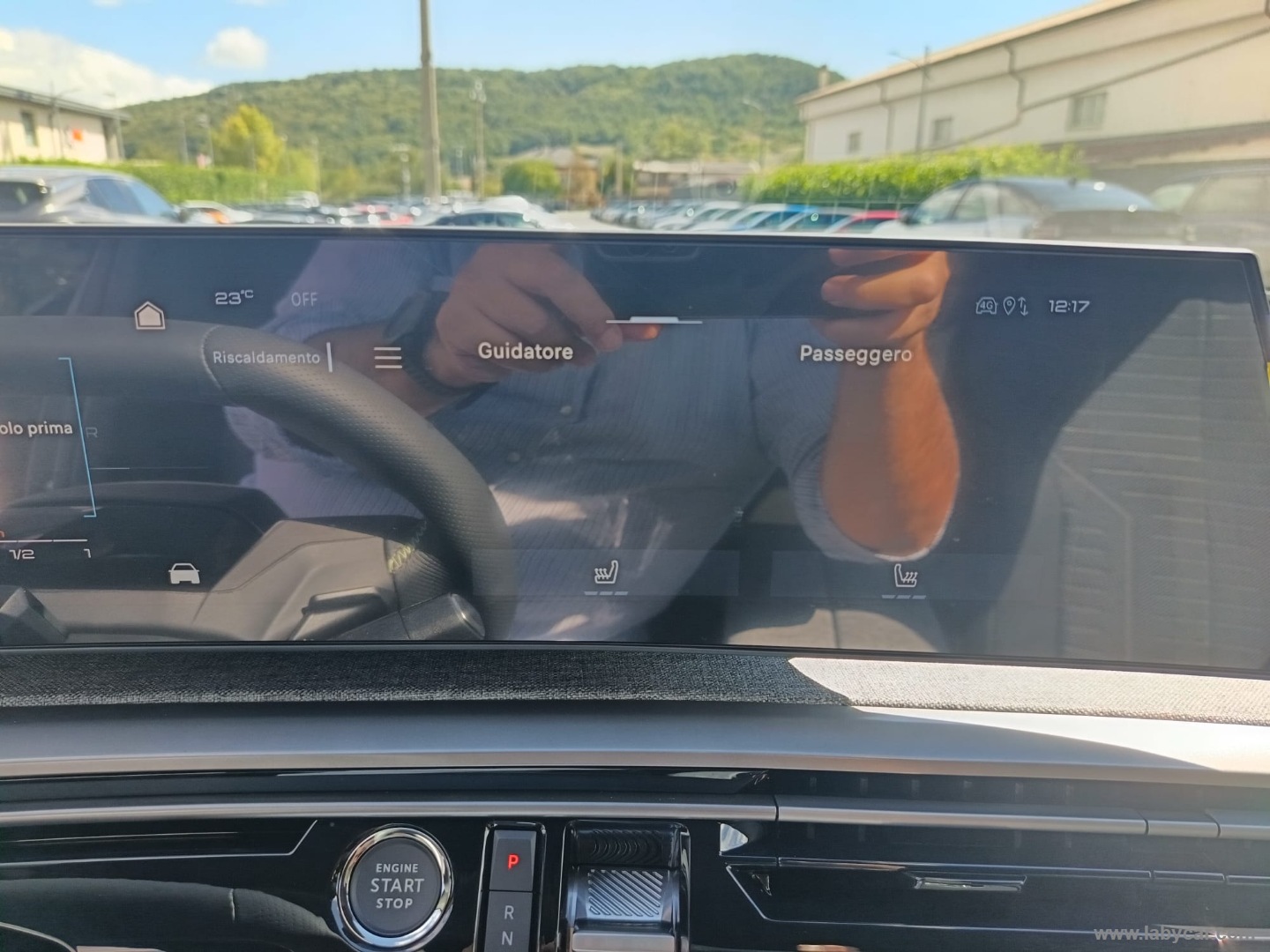 Peugeot 3008 Hybrid 145 e-DCS6 GT - Immagine 18