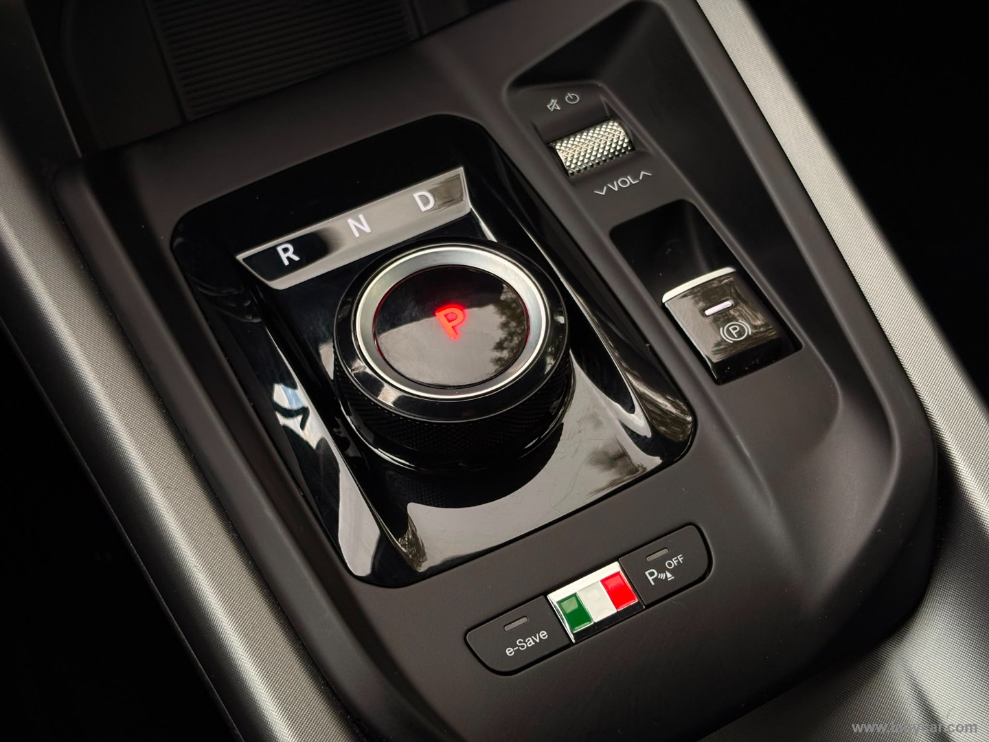 Alfa Romeo Tonale 1.3 280 CV PHEV AT6 Q4 Veloce - Immagine 18