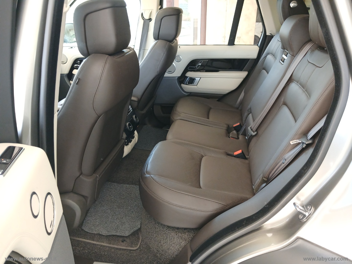 Range Rover 4.4 SDV8 FULL OPTIONAL FULL OPTIONAL TAGLIANDO APPENA ESEGUITO - immagine 18