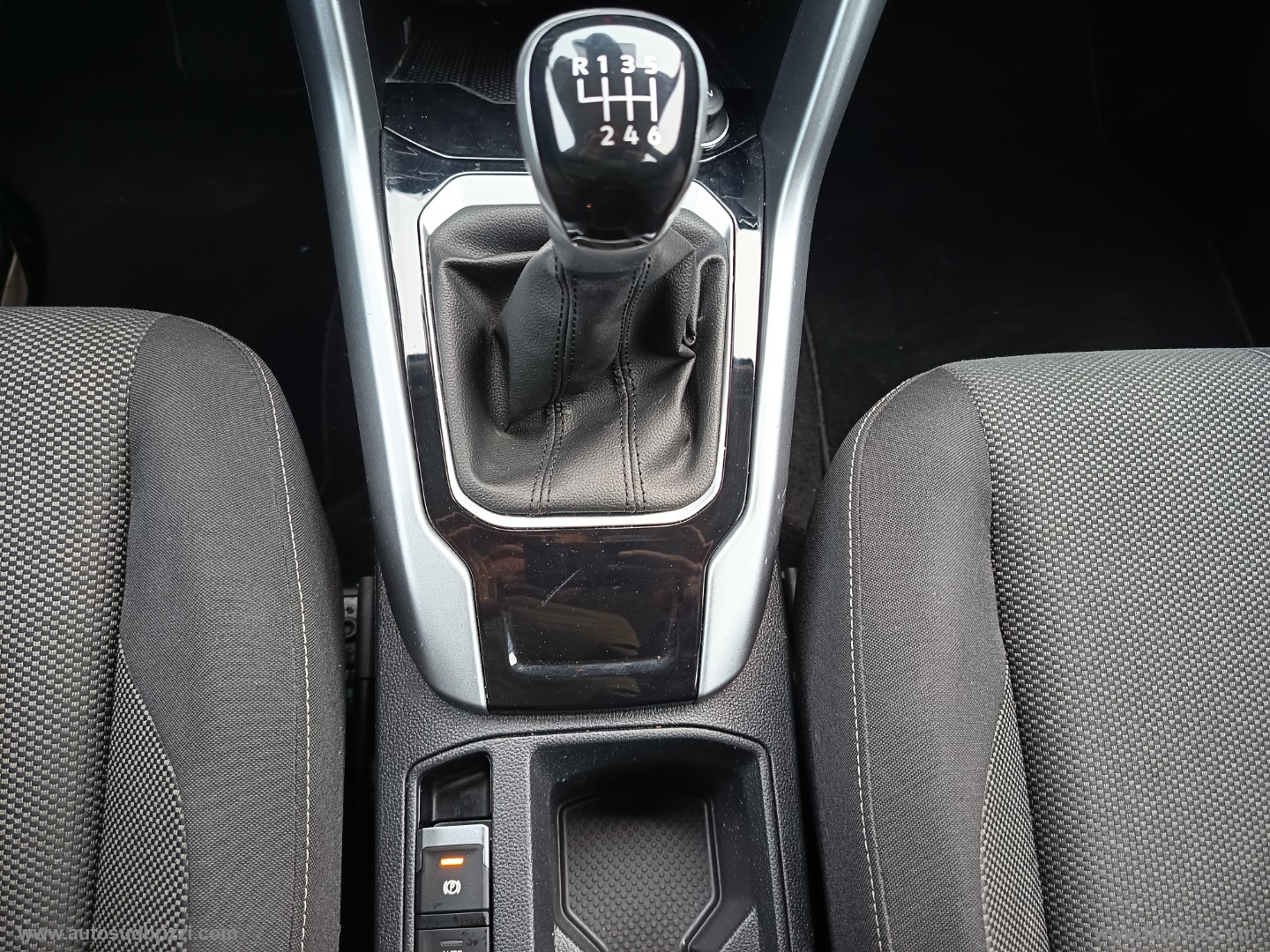 T-Roc 1.0 TSI Life BICOLORE - immagine 18