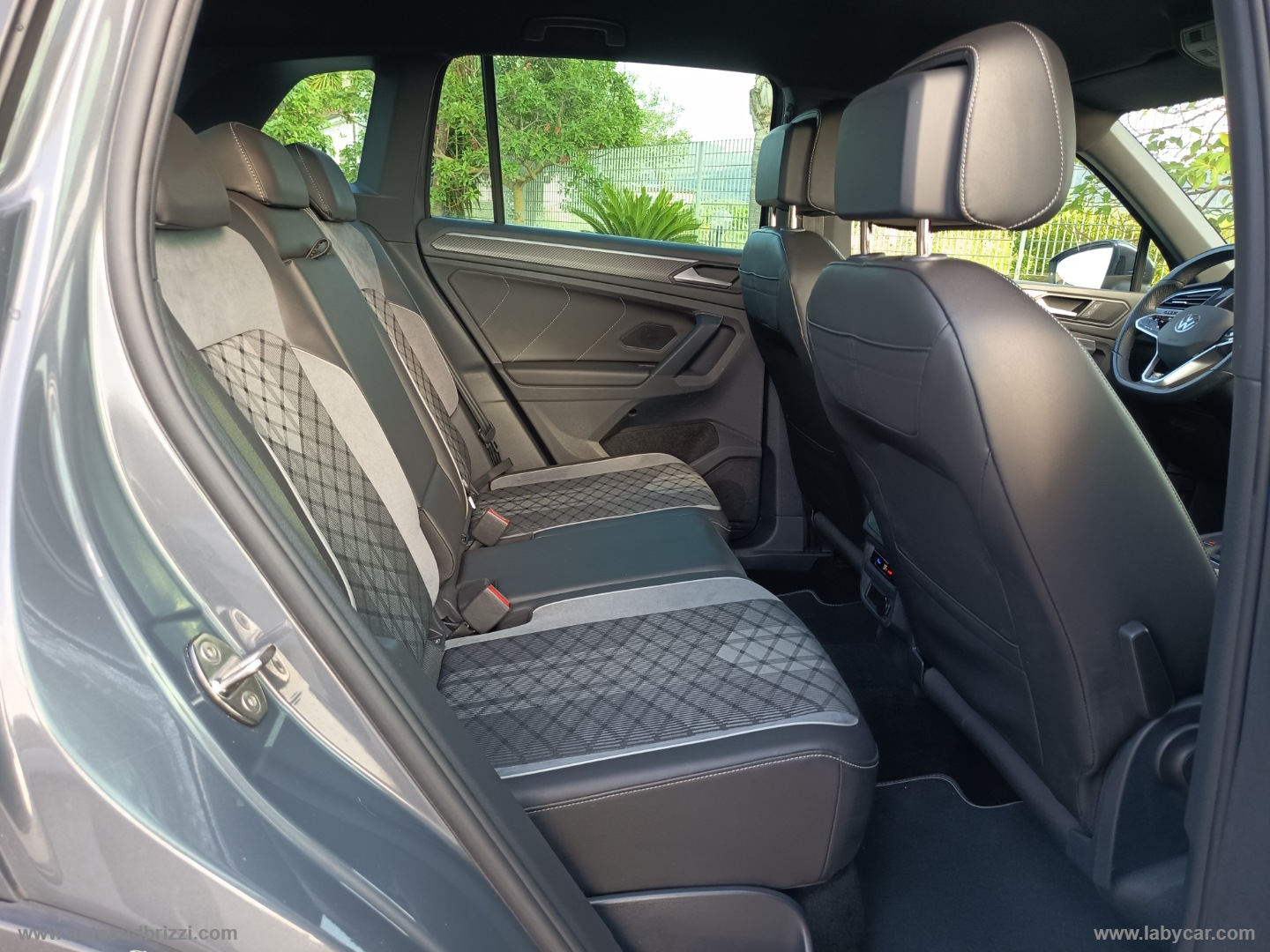 Tiguan 2.0 TDI 150CV SCR DSG R-Line - immagine 18