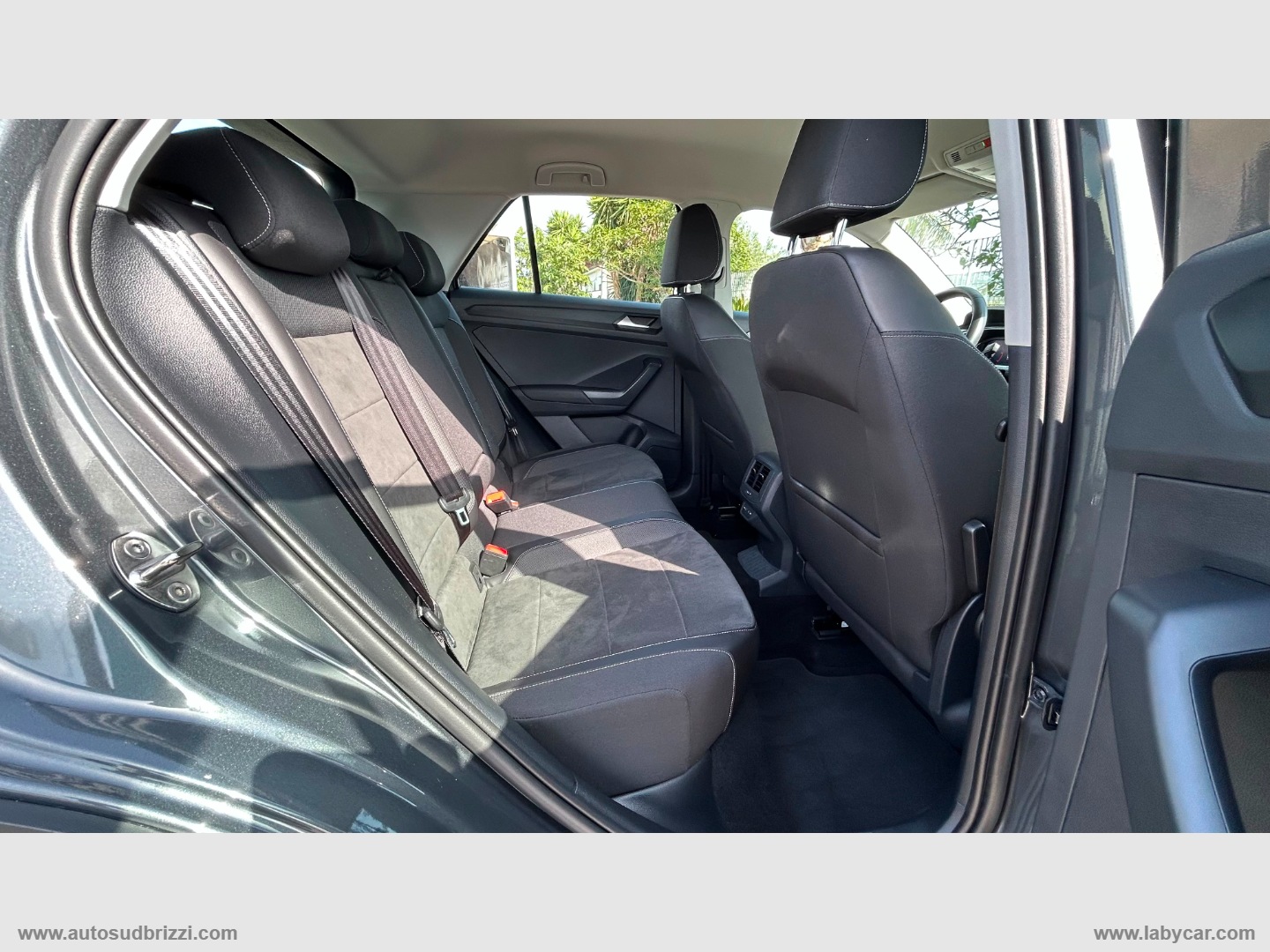 T-Roc 2.0 TDI 116 CV SCR Style - immagine 18