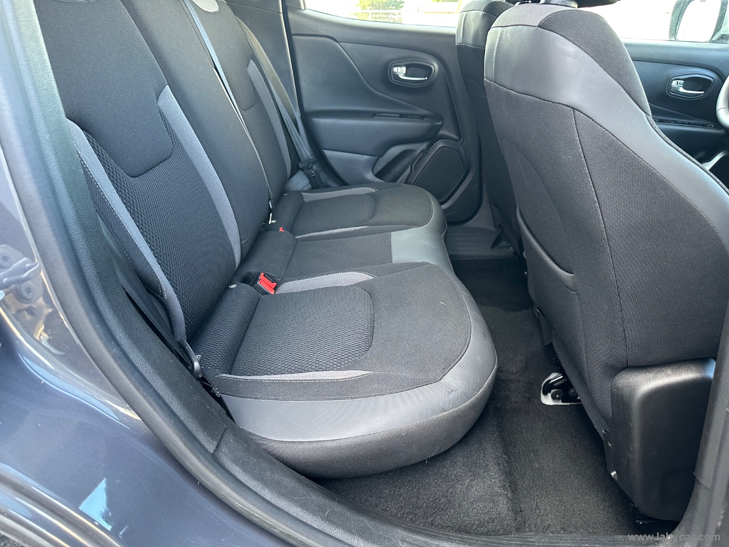 Renegade 1.5 T4 MHEV Limited - immagine 18