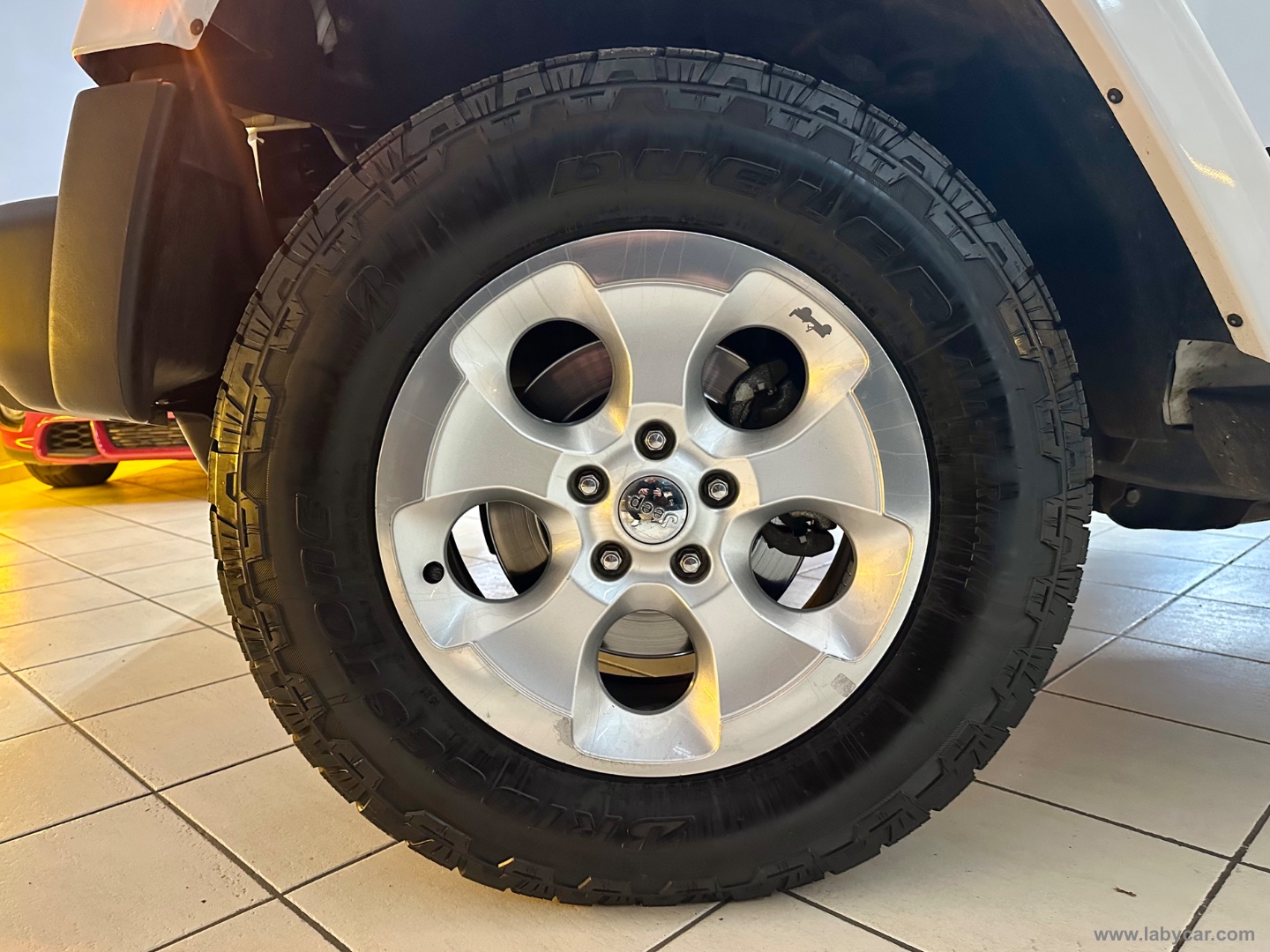 Wrangler Unlimited 2.8 CRD Sahara A. - immagine 18
