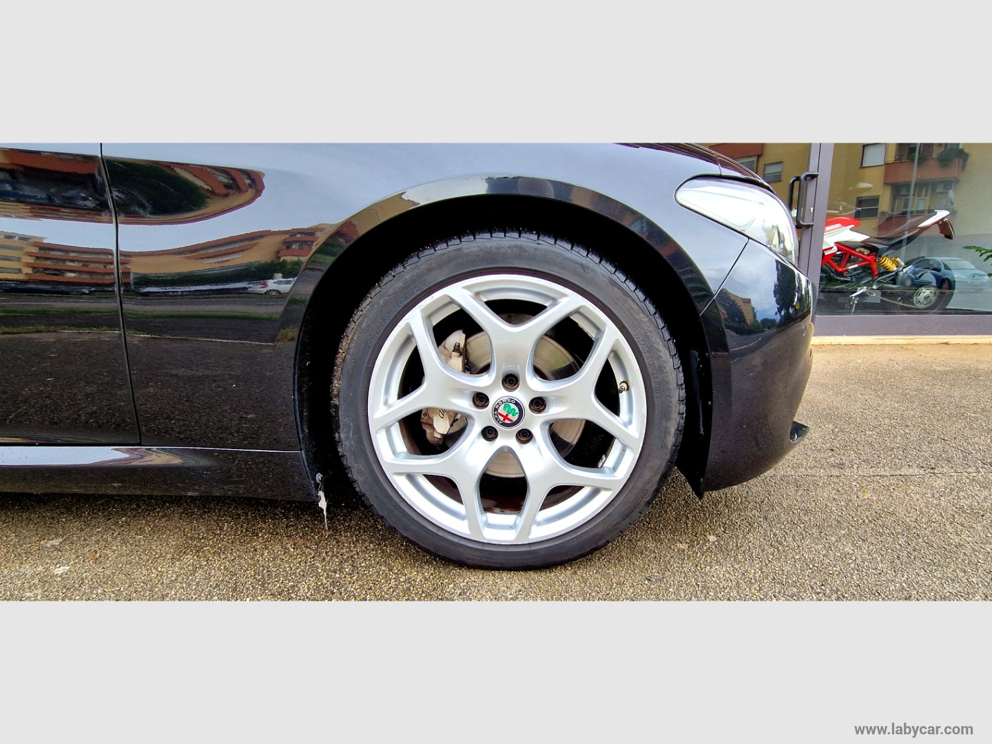 Giulia 2.2 TD 160 CV AT8 Executive - immagine 18