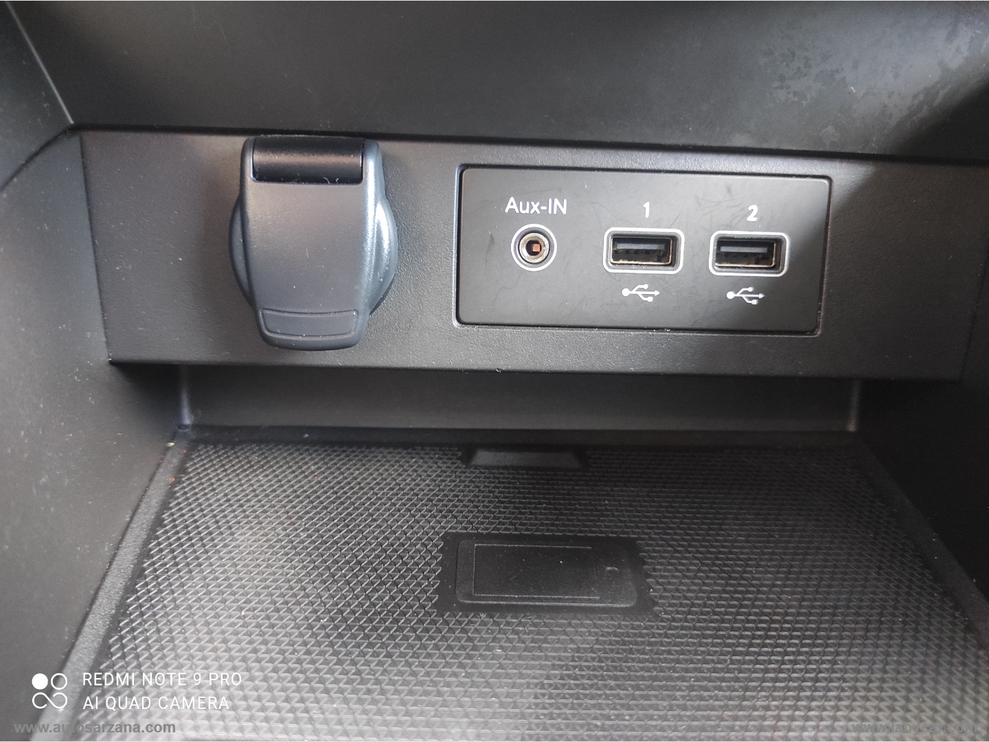 Clio TCe 100 CV GPL Techno GPL - POCHISSIMI KM - immagine 18