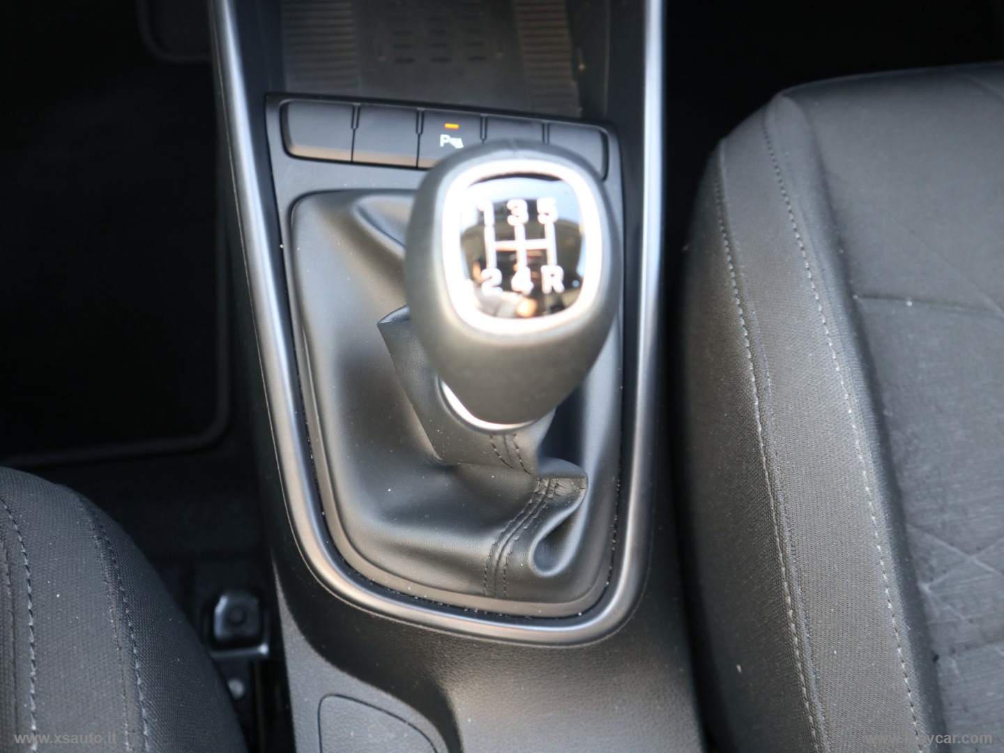 Bayon 1.2 MPI MT XClass - immagine 18