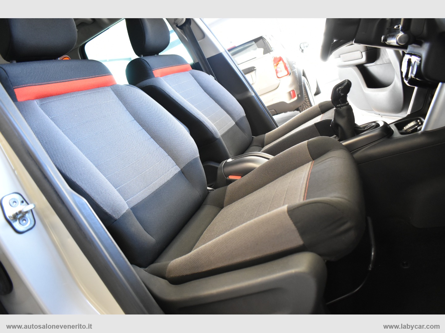 C3 Aircross PureT. 110 S&S Shine - immagine 18