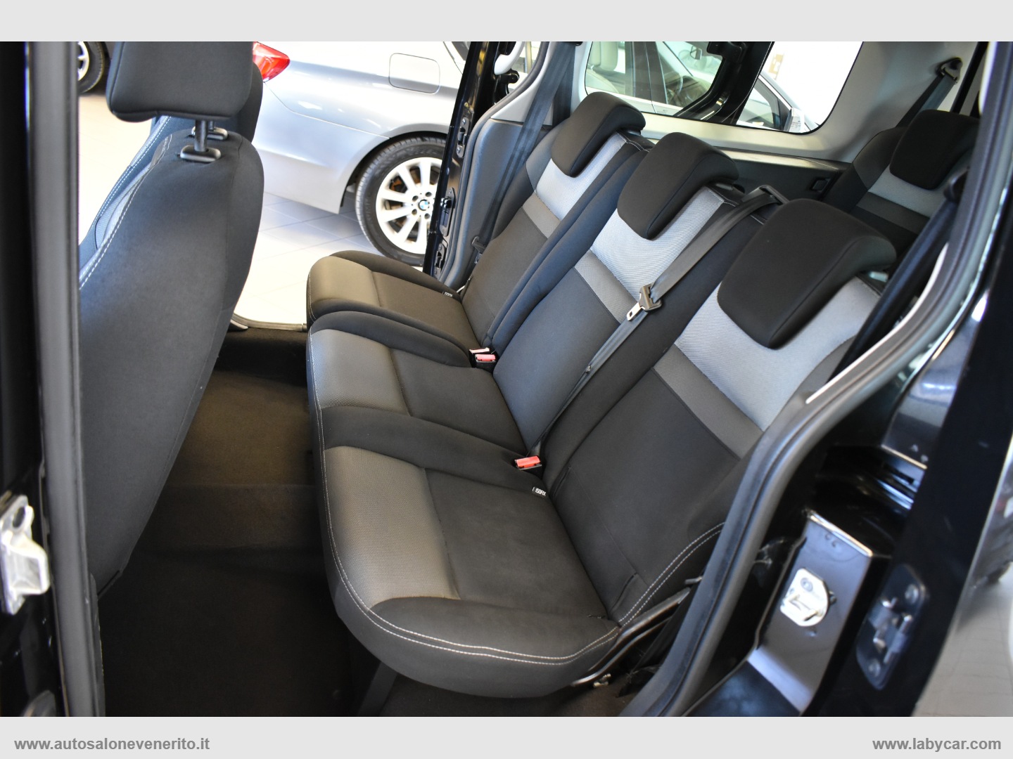 Grand Kangoo 1.5 dCi 110 CV S&S 7 posti - immagine 18
