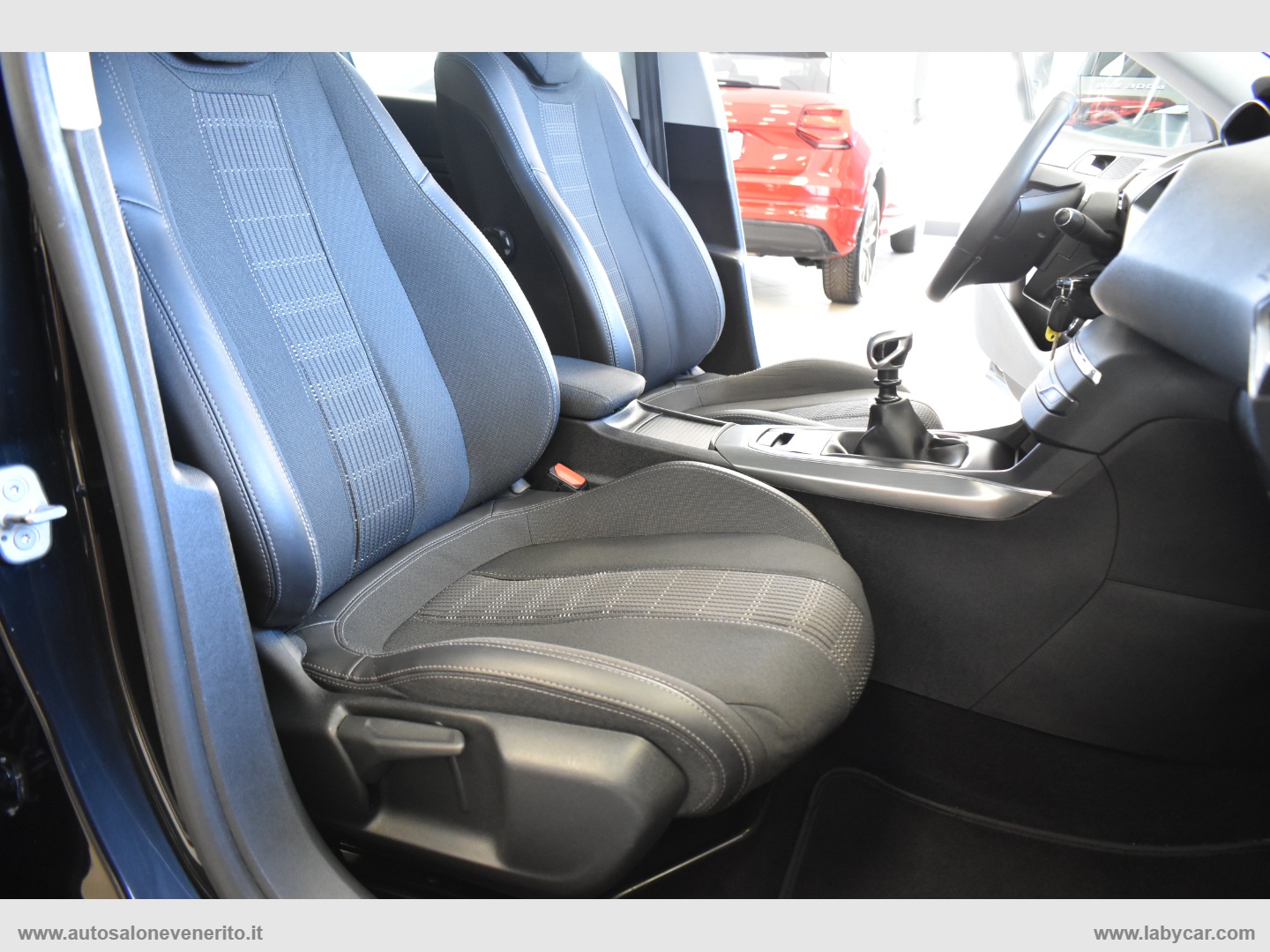 308 BlueHDi 130 S&S SW Allure - immagine 18