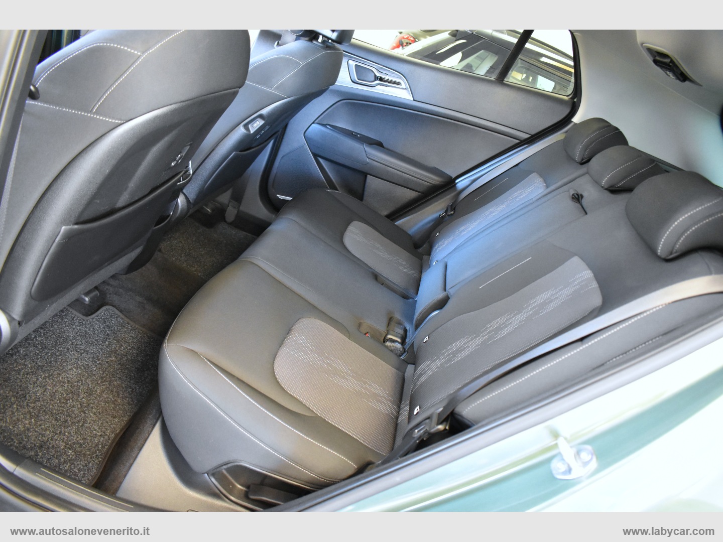 Sportage 1.6 CRDi MHEV DCT Style - immagine 18