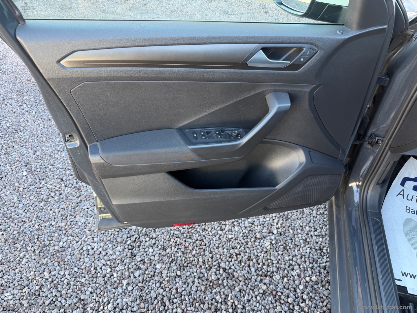 T-Roc 1.6 TDI 116CV FULL LED APP CONNCET - immagine 18