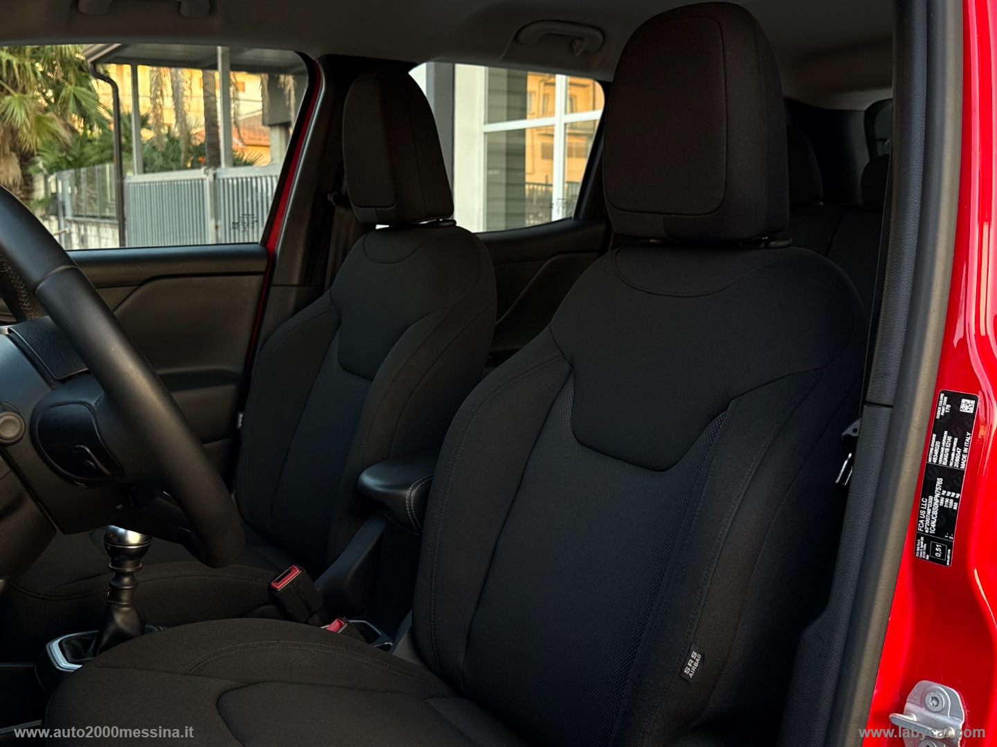 Renegade 1.6 Mjt 130CV Longitude - immagine 18