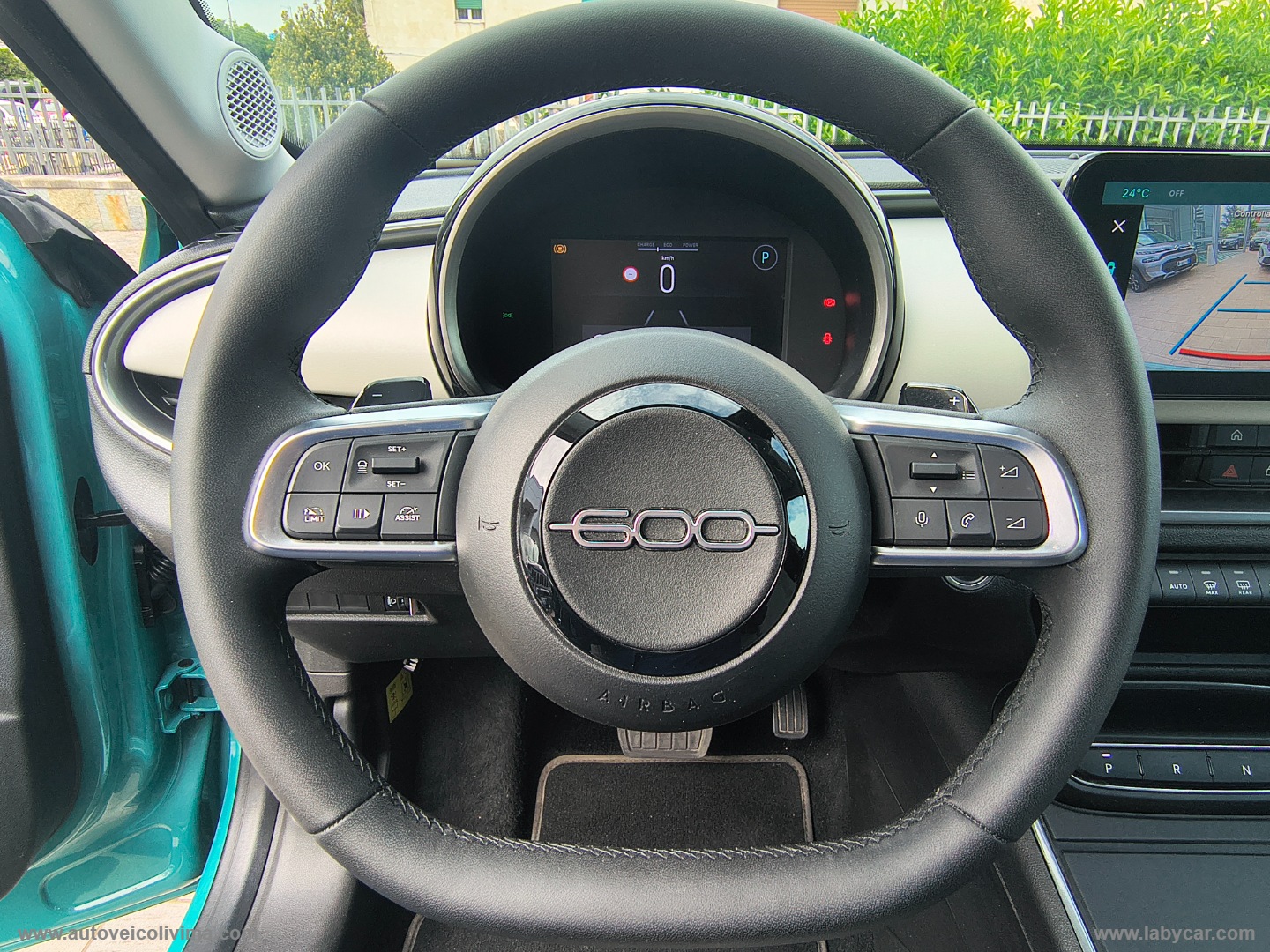 600 Hybrid MHEV La Prima - immagine 18