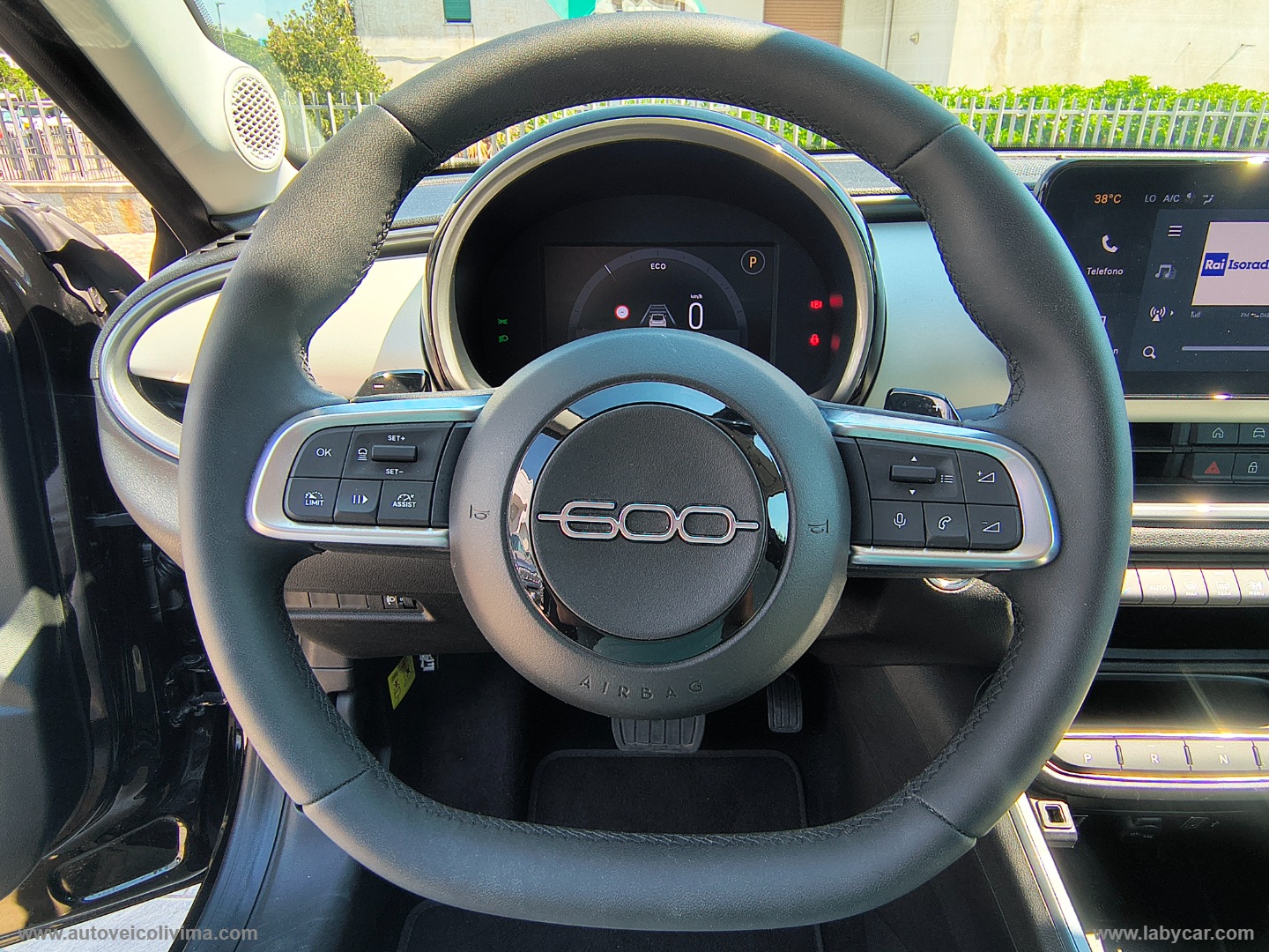 600 Hybrid 110 CV DCT MHEV La Prima - immagine 18