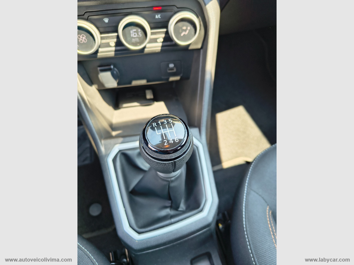 Sandero Stepway 1.0 TCe ECO-G Expres. UP - immagine 18