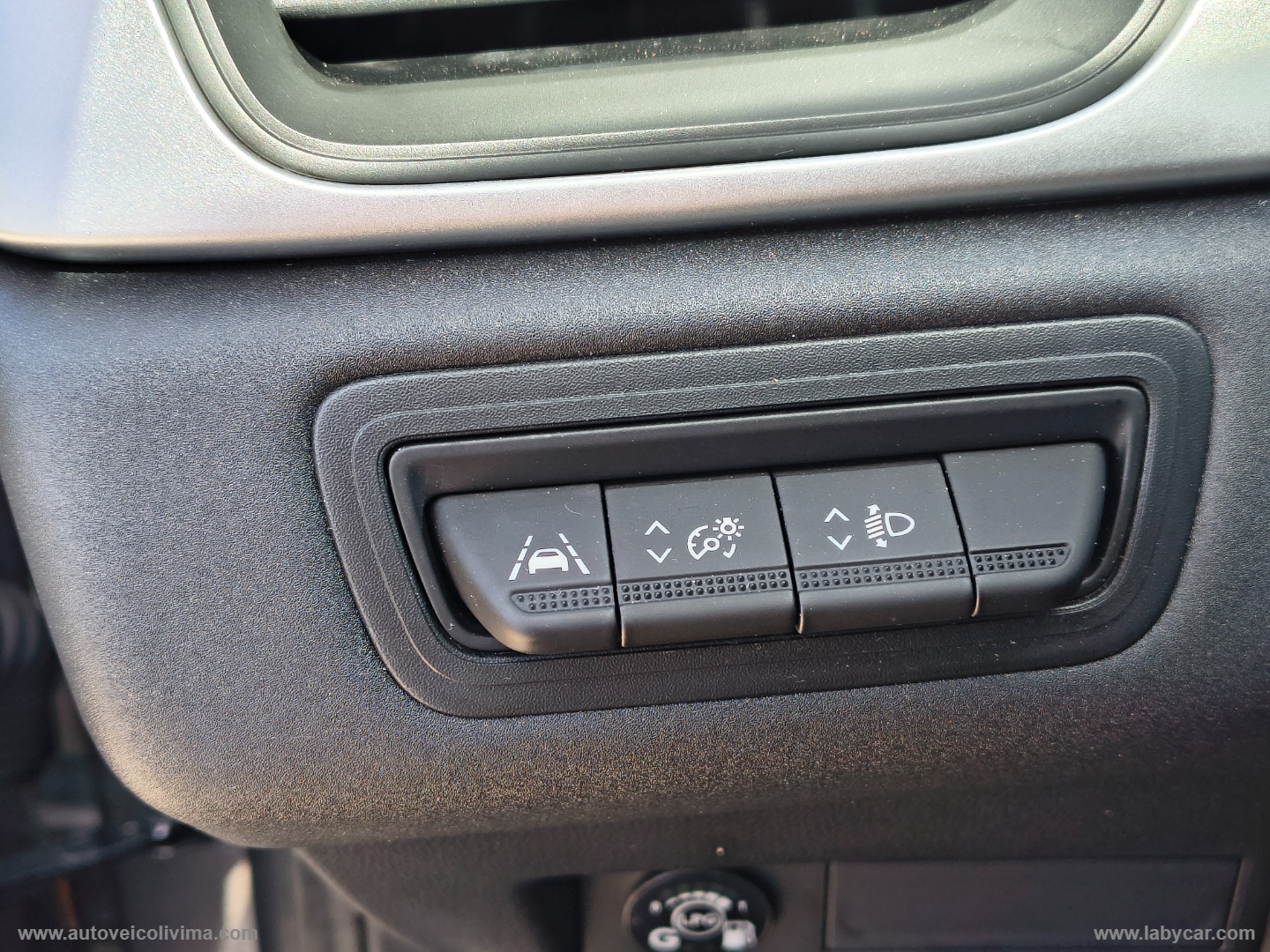 Captur TCe 12V 100 CV GPL Zen - immagine 18