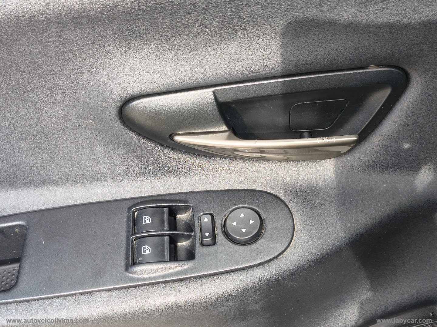 Ypsilon 1.2 69 CV 5p. S&S Gold - immagine 18