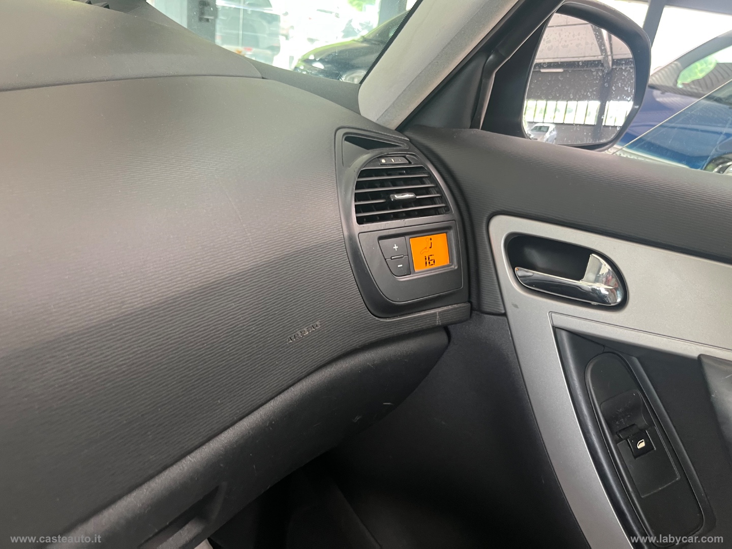 C4 Gr. Picasso 1.6 VTi 120 Ideal GPL+SOST. MOTORE NEL 2020 - immagine 18